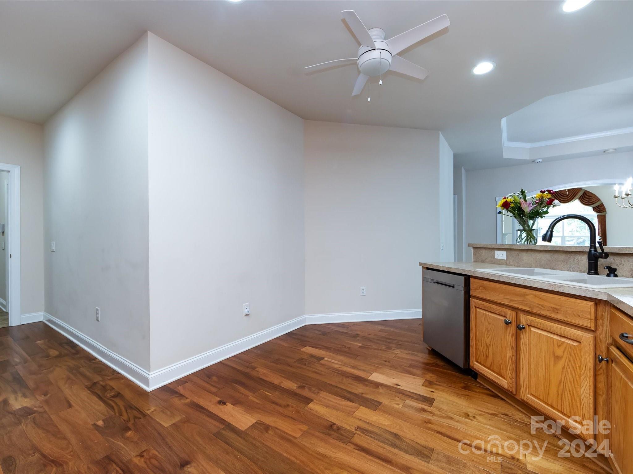 2022 Woodburn Terrace