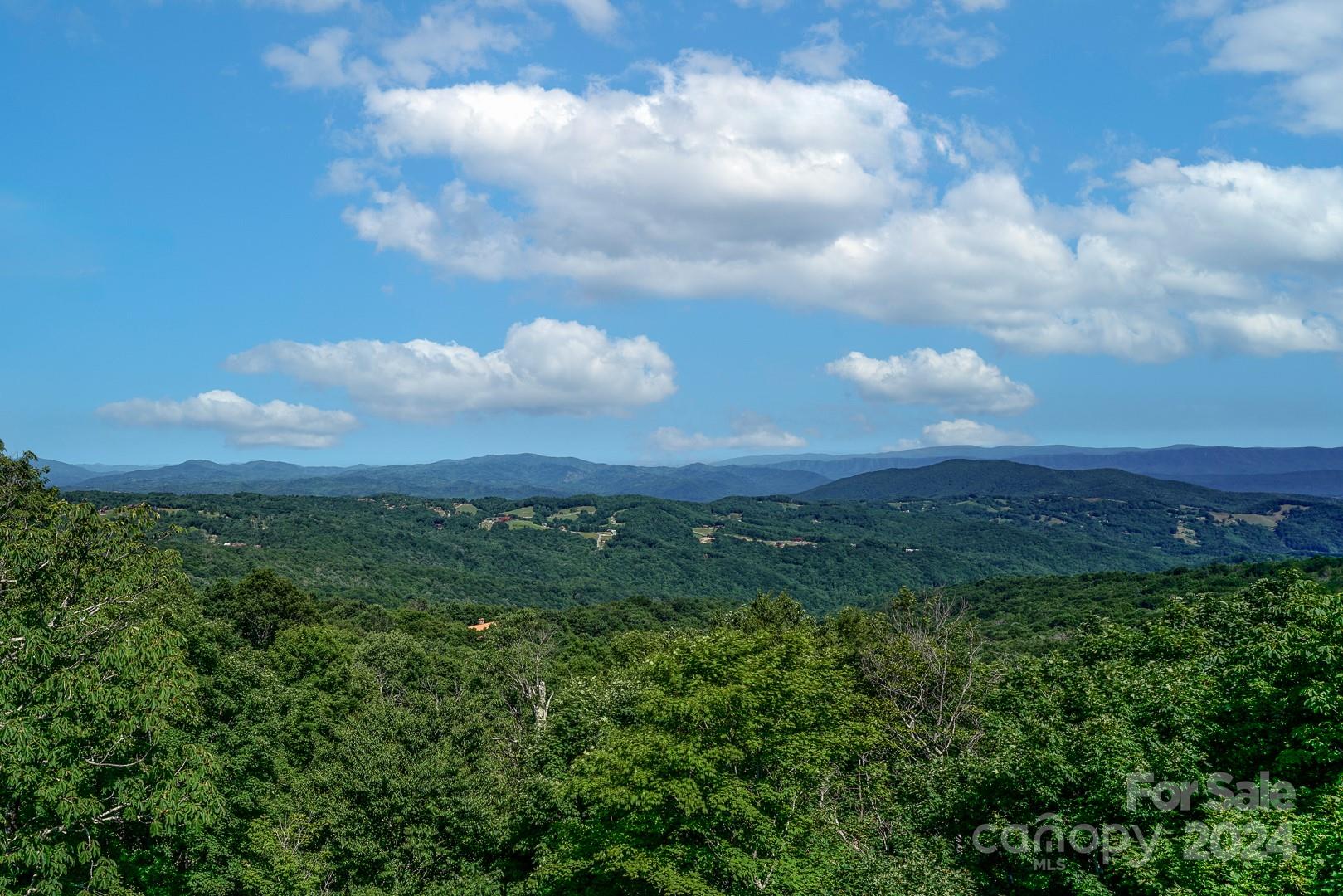 128 N Pinnacle Ridge Road