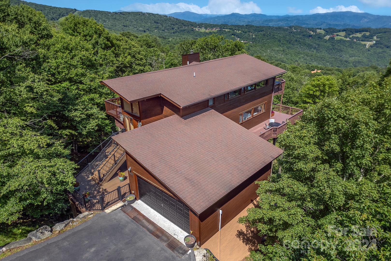 128 N Pinnacle Ridge Road