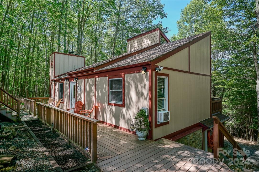 731 Pine Ridge Road