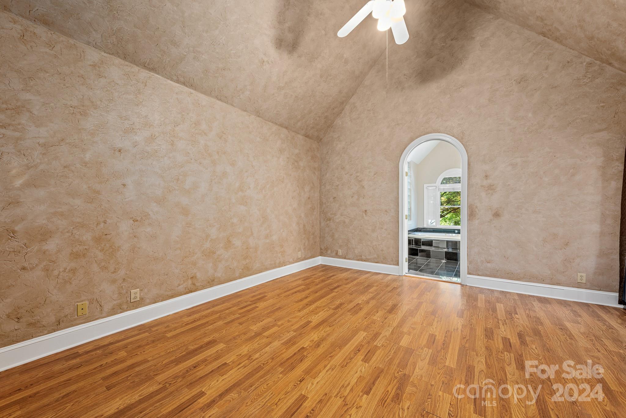 6035 Sharon Road