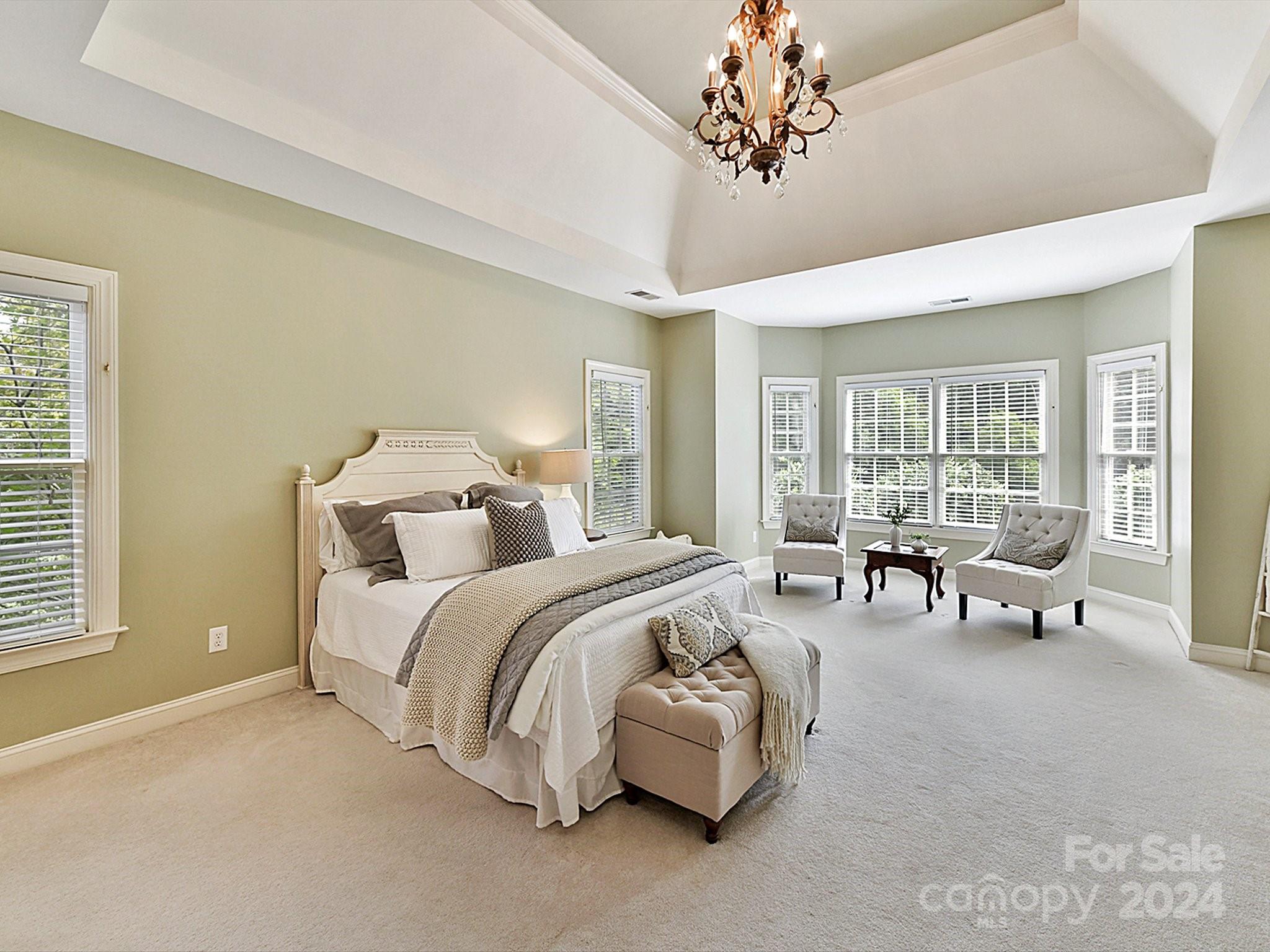 1905 Oak Shadow Way