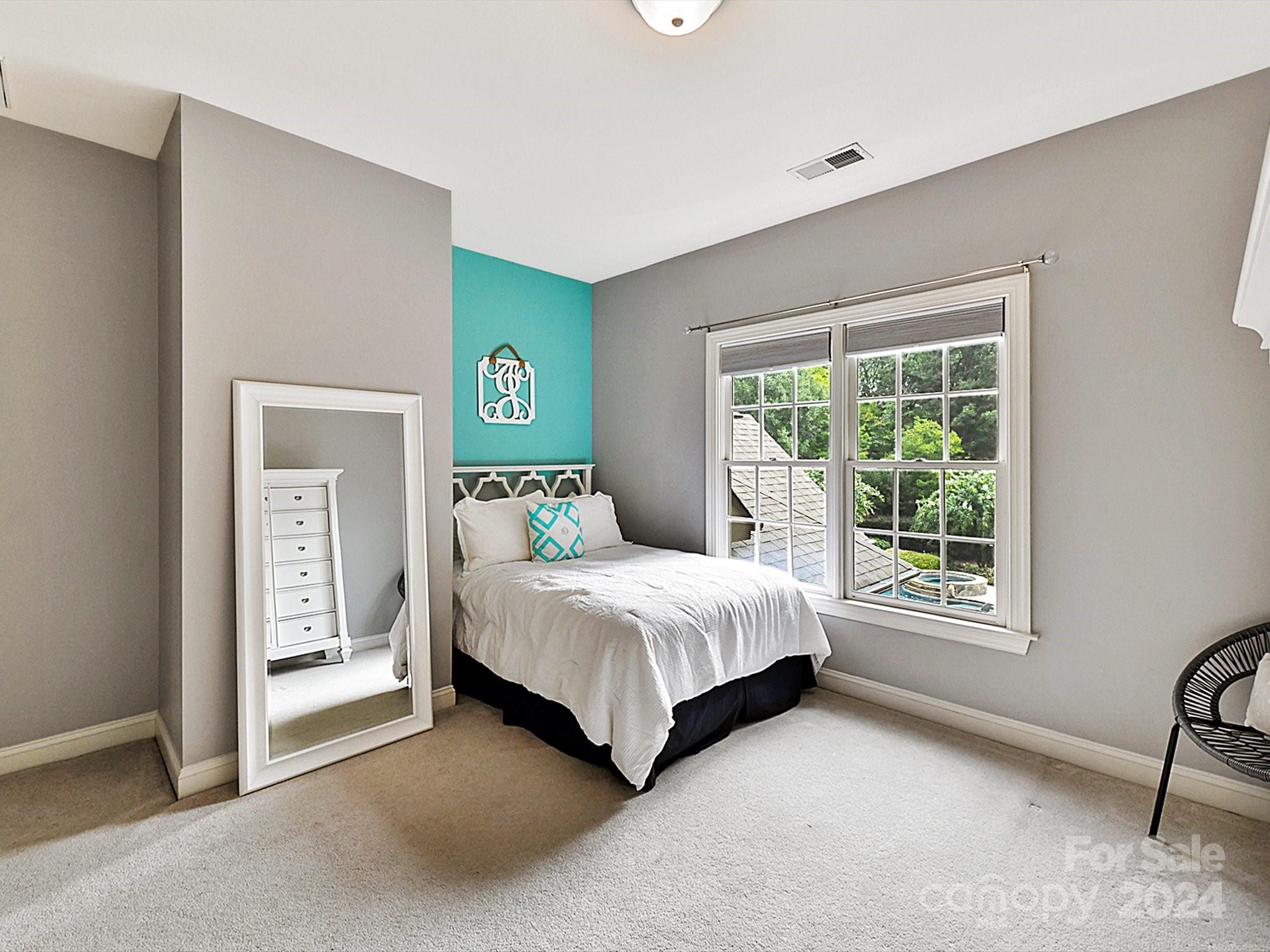 1905 Oak Shadow Way