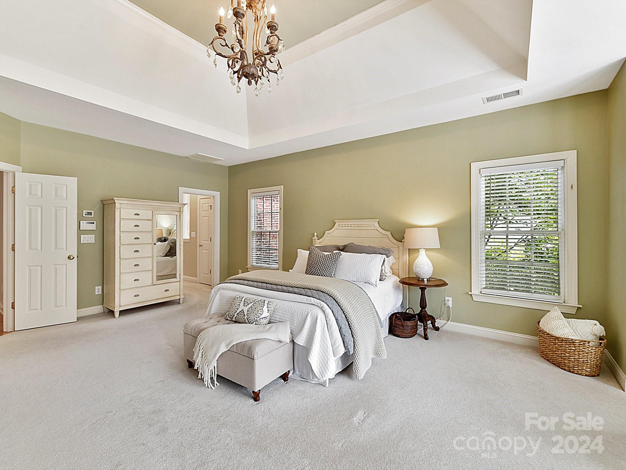 1905 Oak Shadow Way