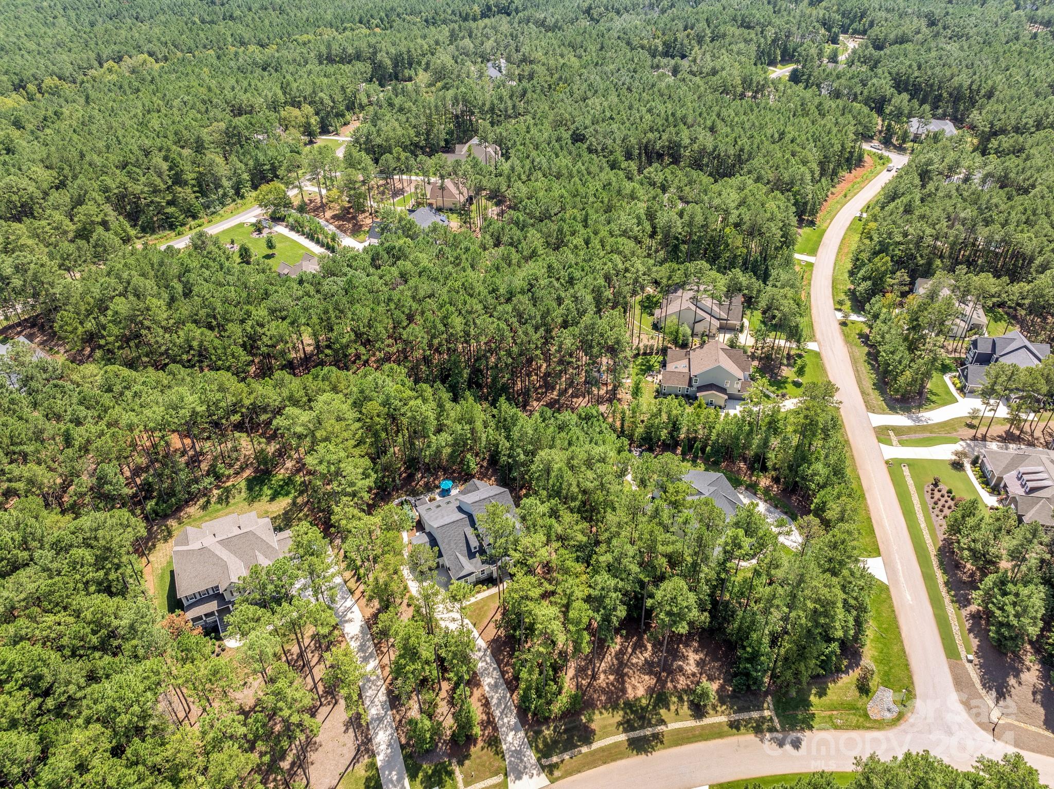 4686 Persimmon Road