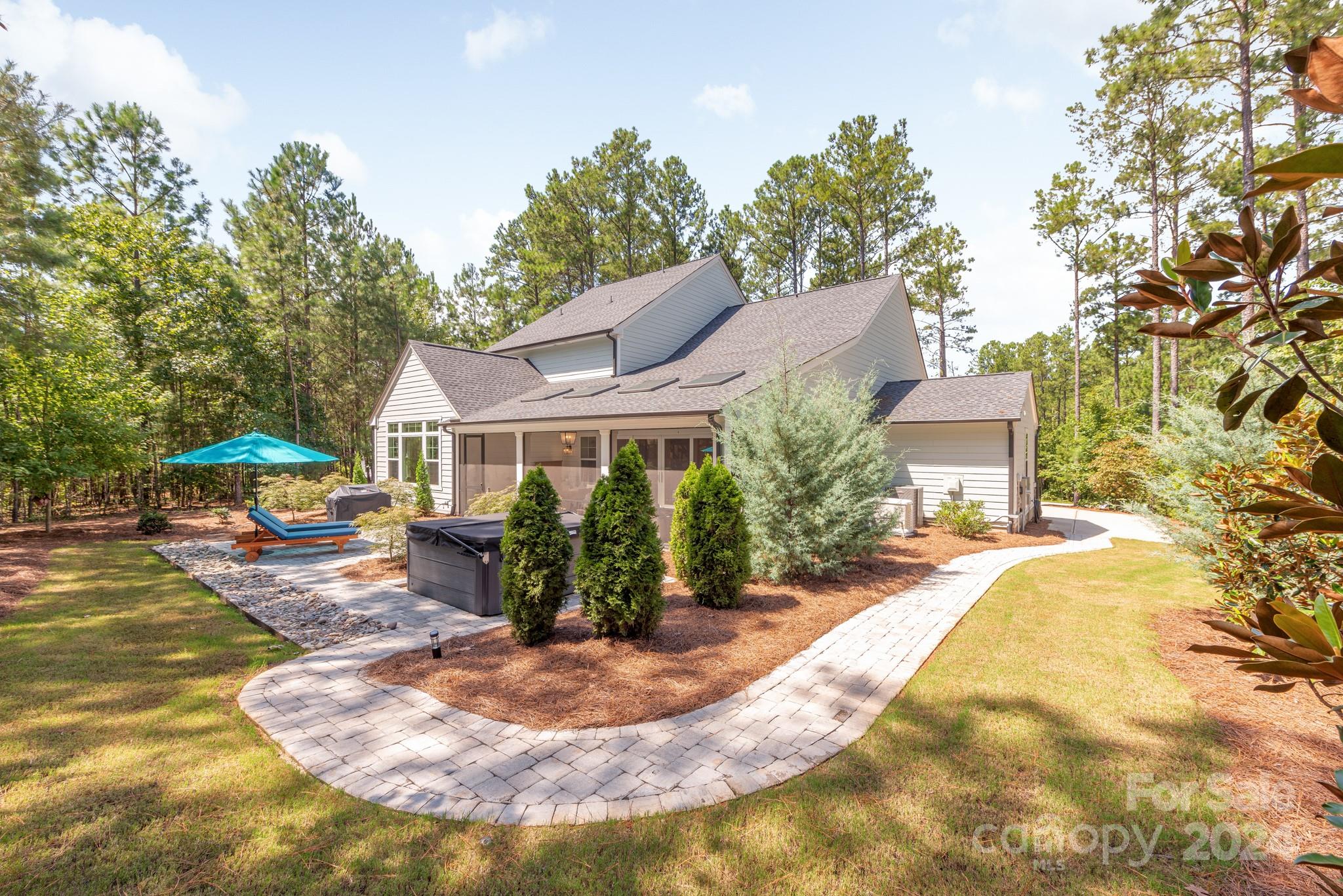 4686 Persimmon Road