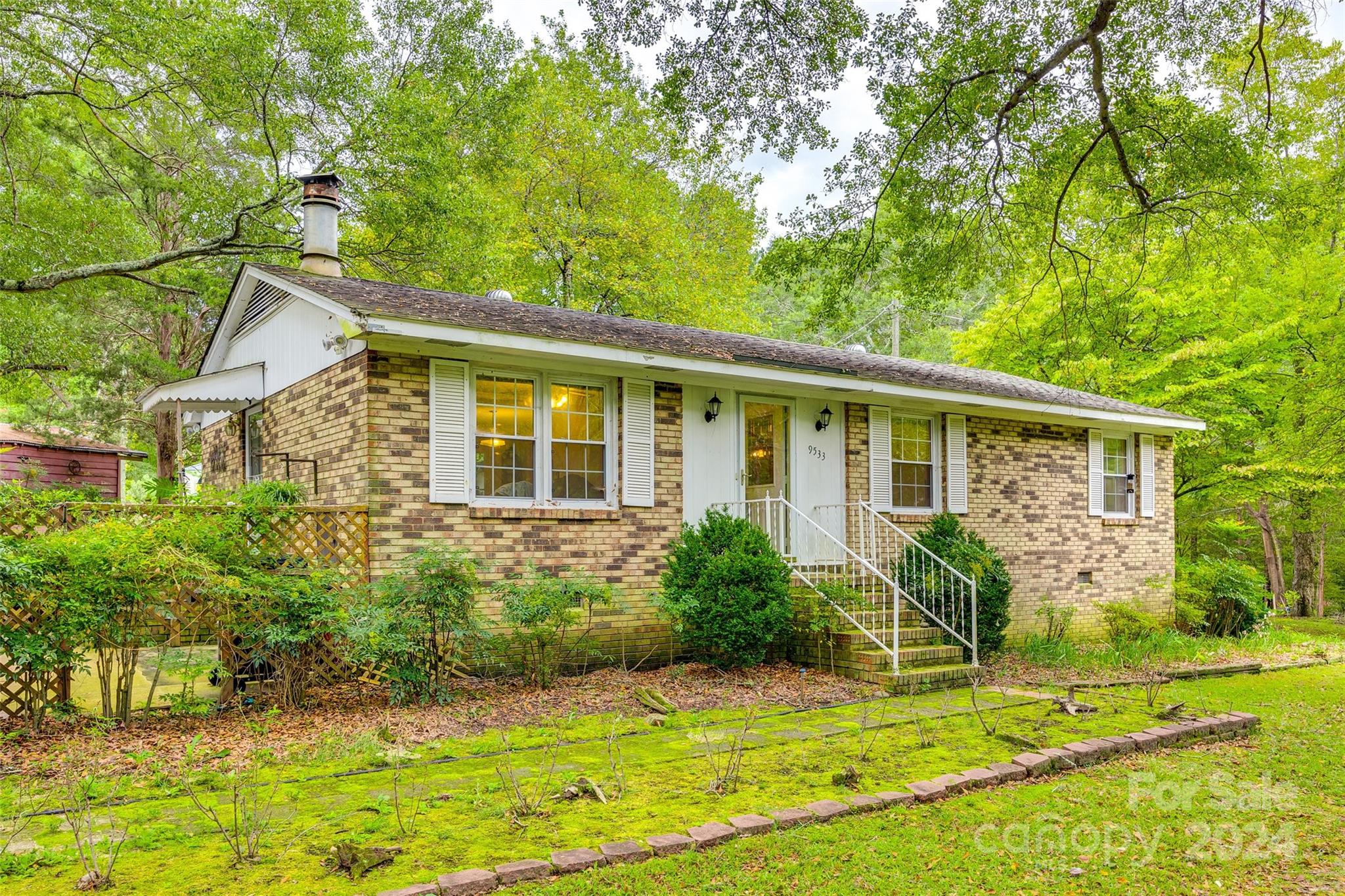 9533 Smith Road