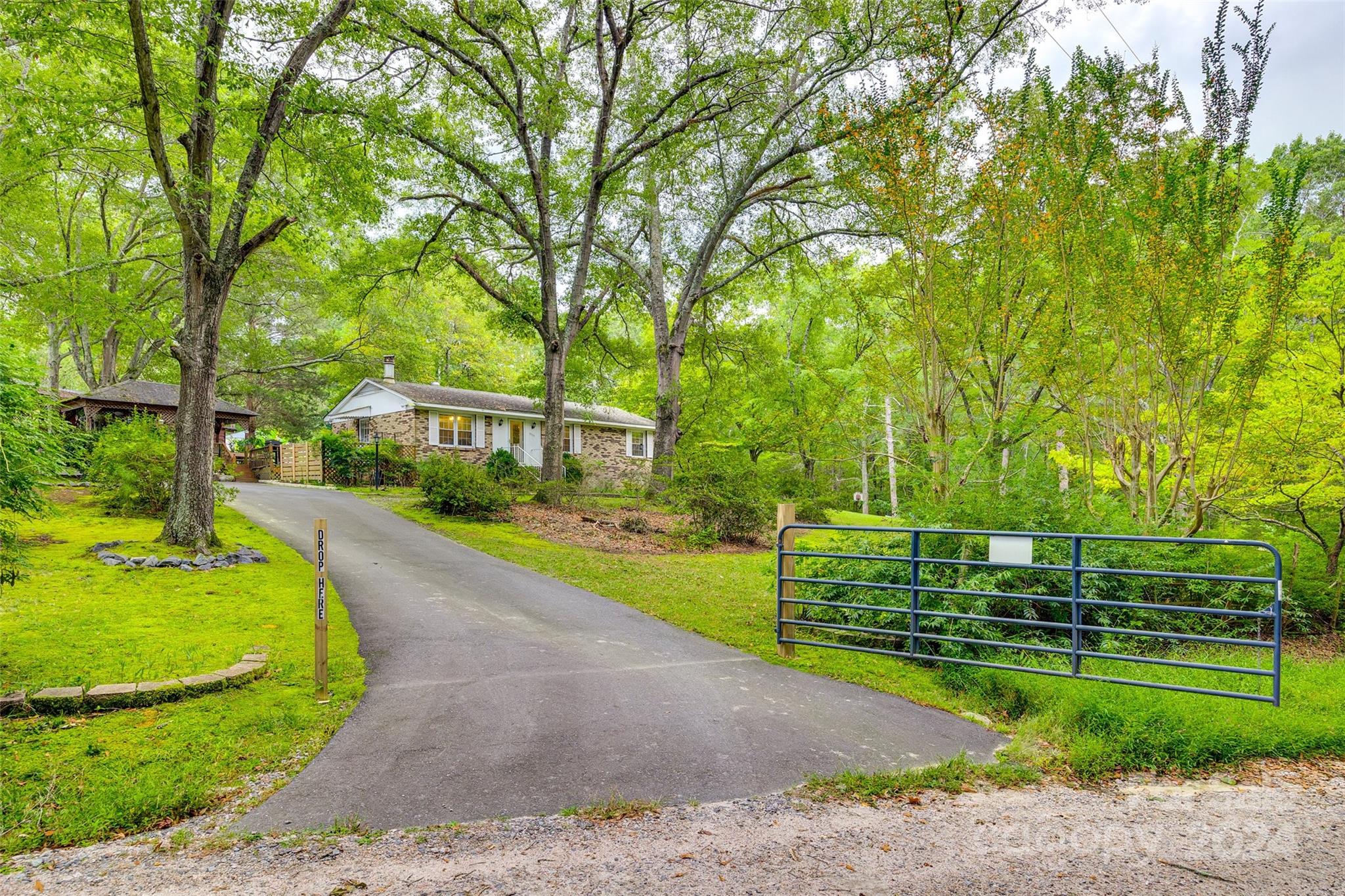 9533 Smith Road