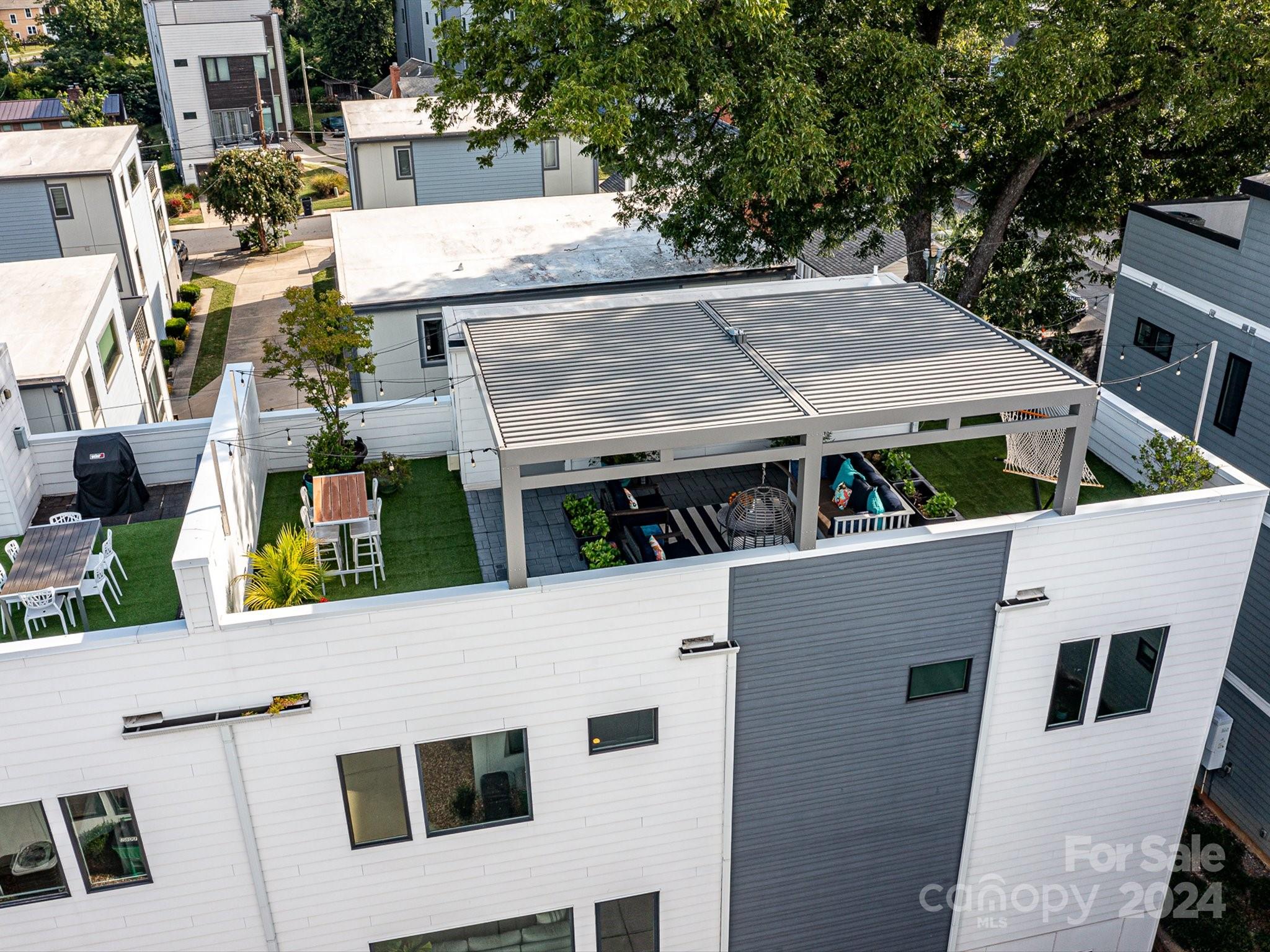 1006 Greenleaf Avenue