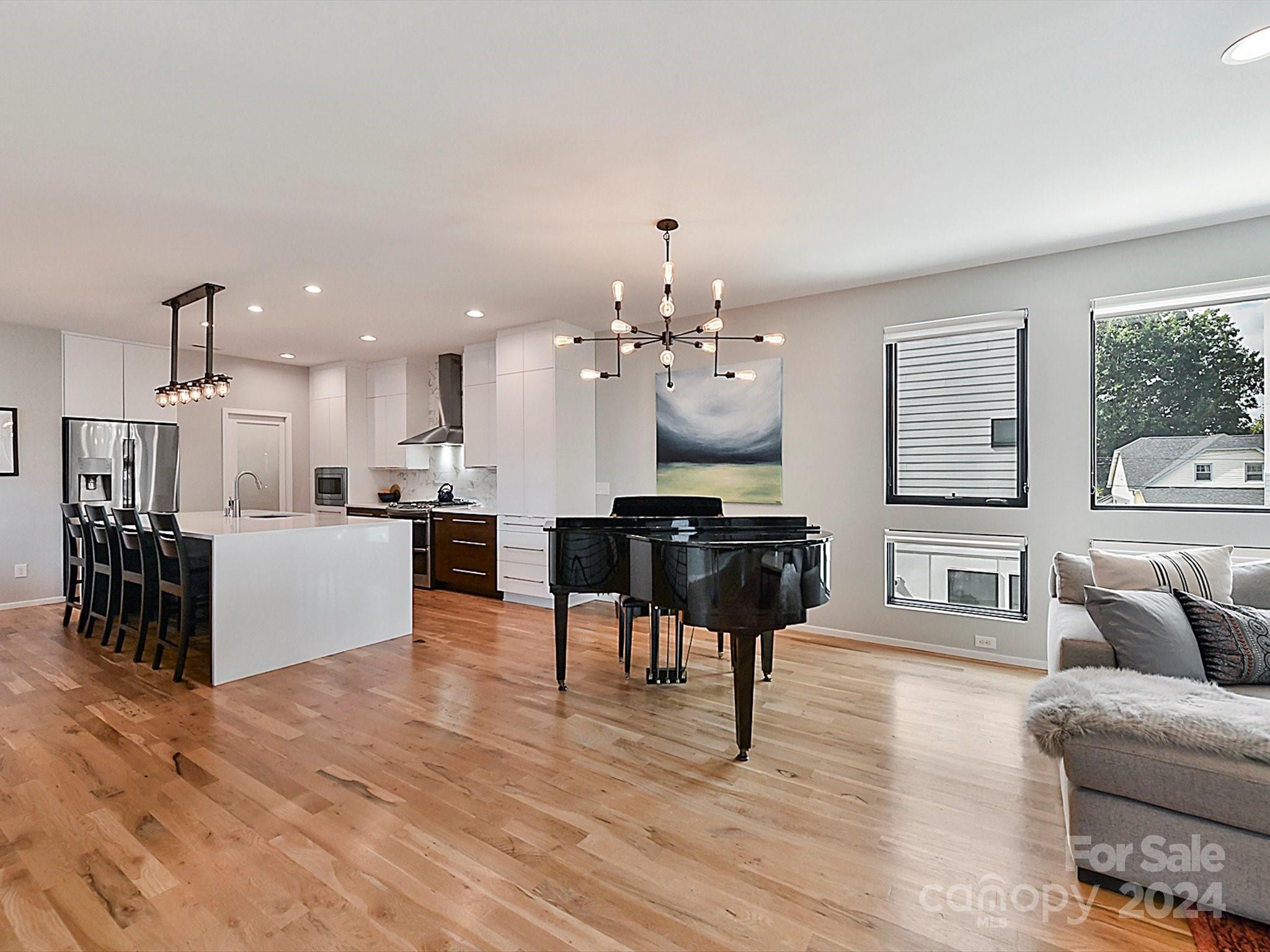 1006 Greenleaf Avenue