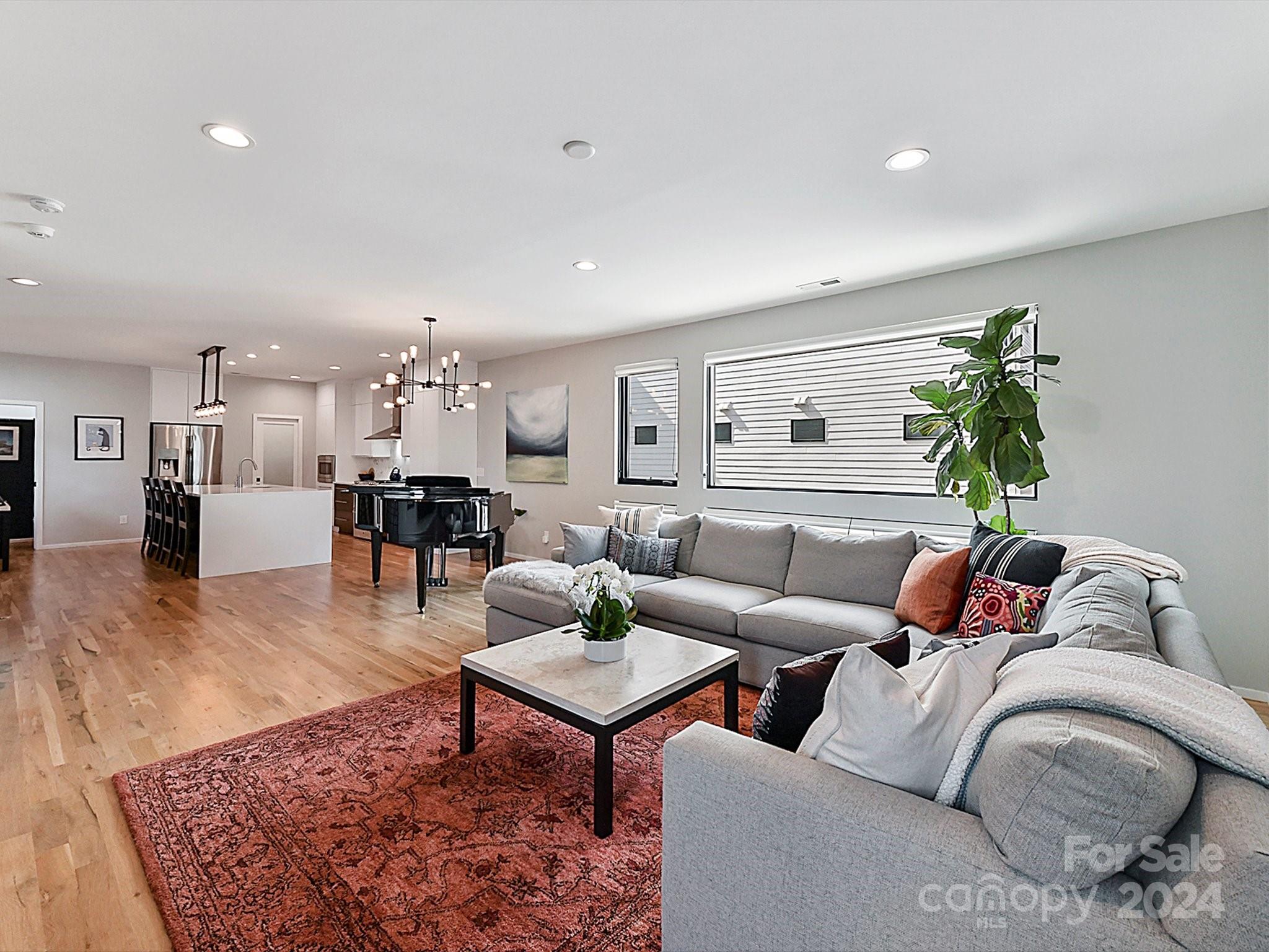 1006 Greenleaf Avenue