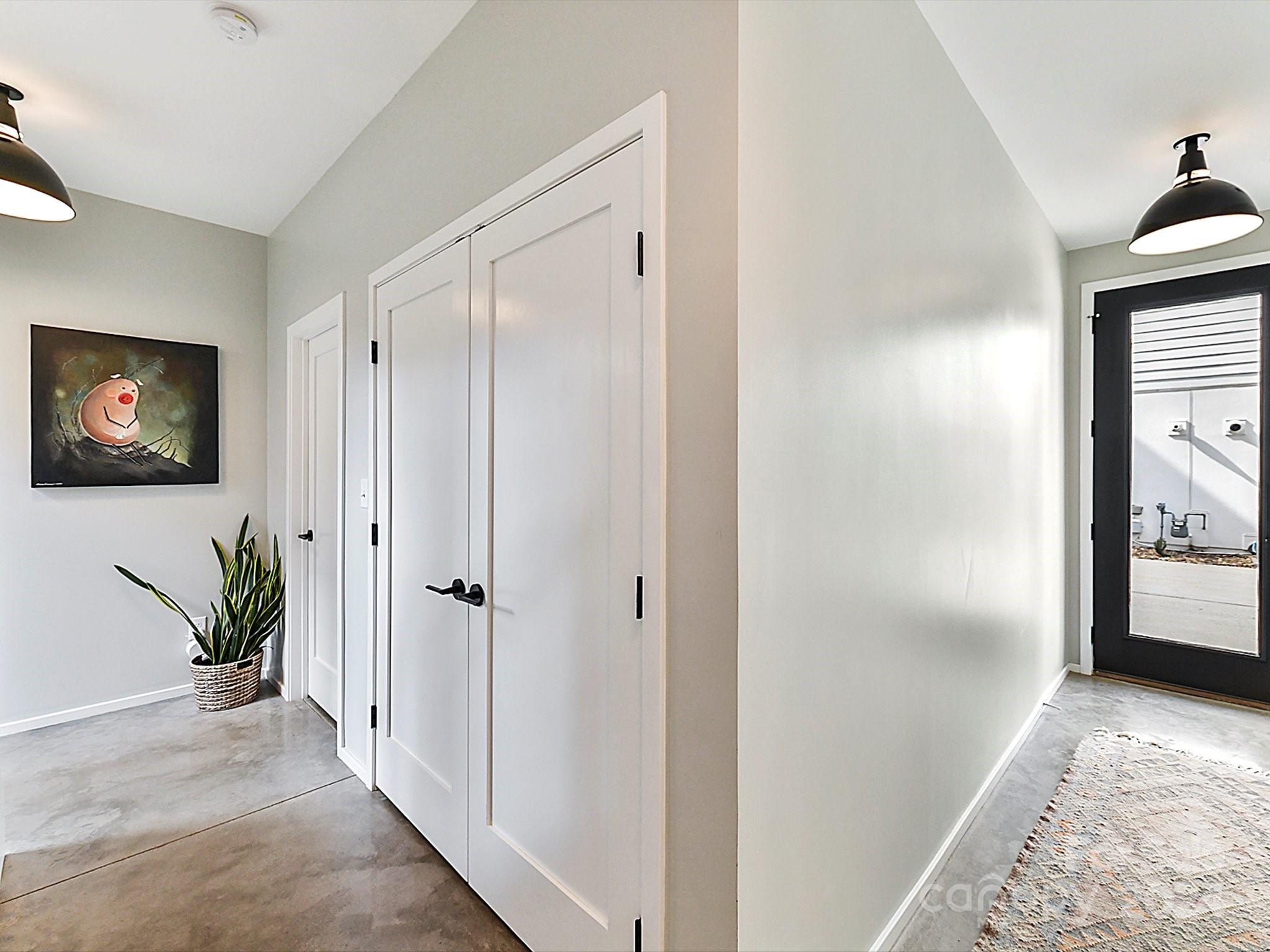 1006 Greenleaf Avenue