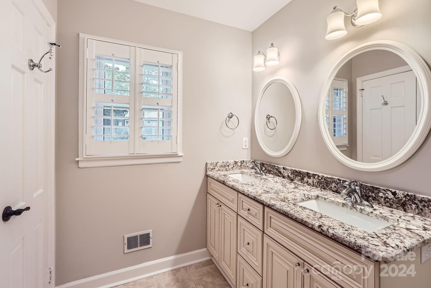 1325 Redcoat Drive