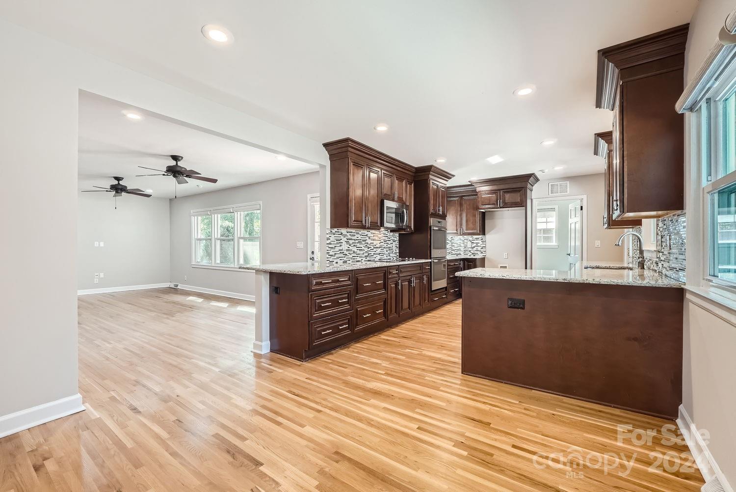 1325 Redcoat Drive