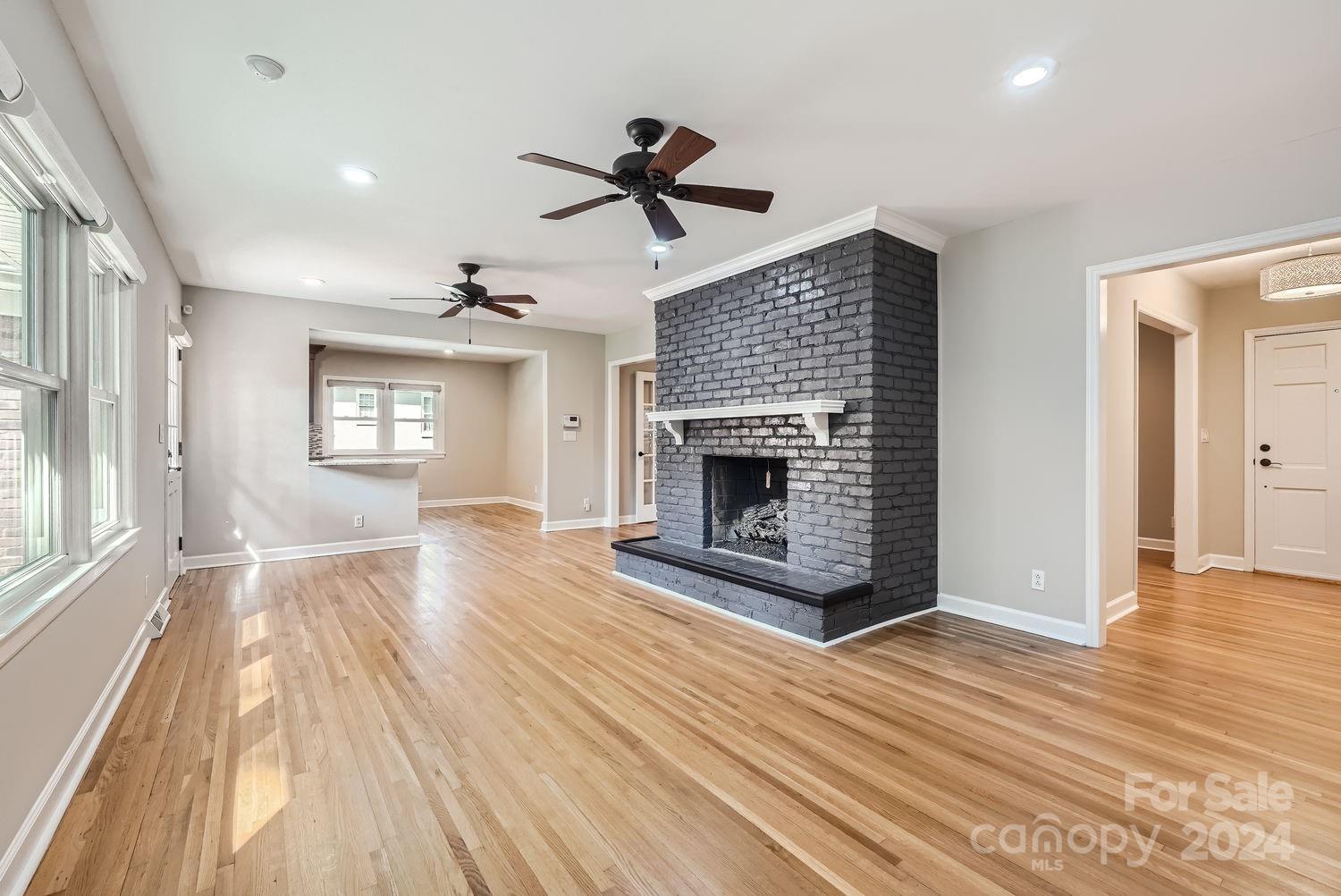 1325 Redcoat Drive
