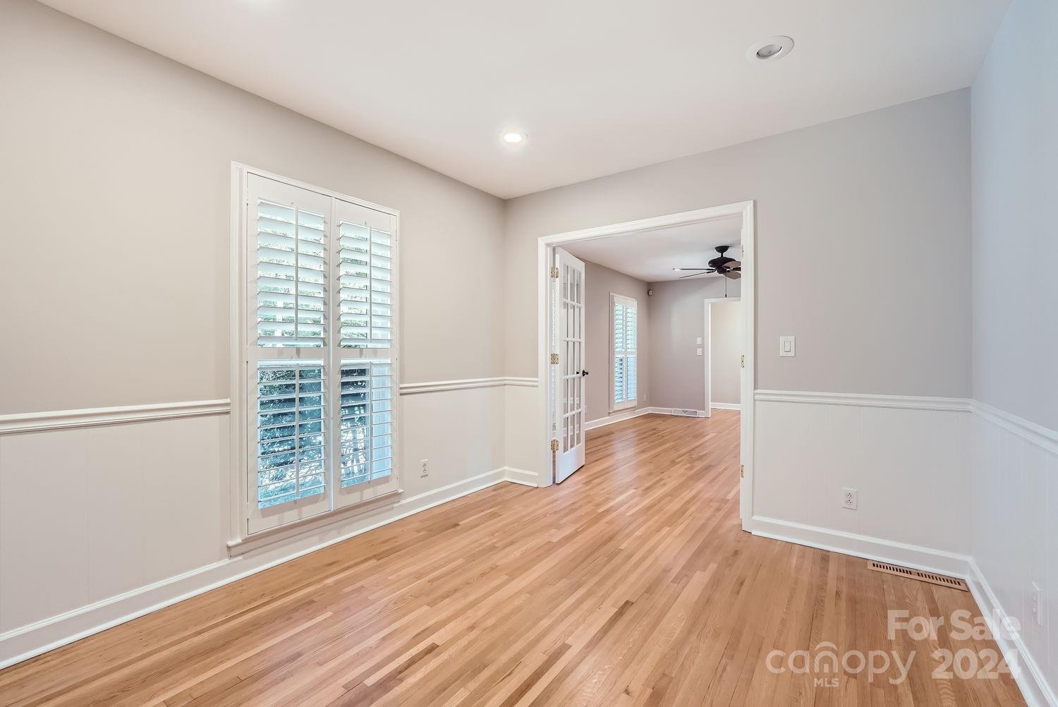 1325 Redcoat Drive