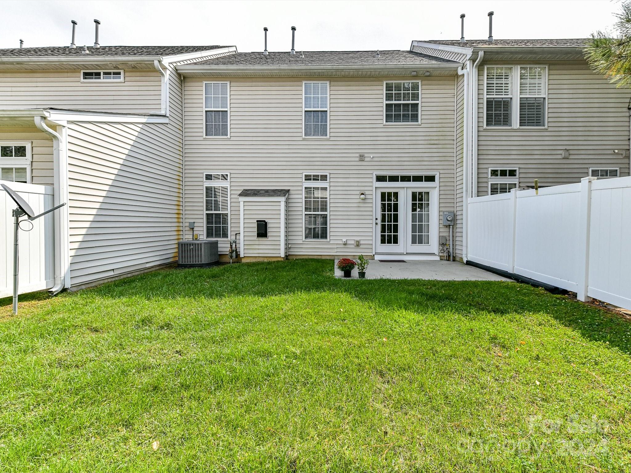 113 Autumn Falls Drive