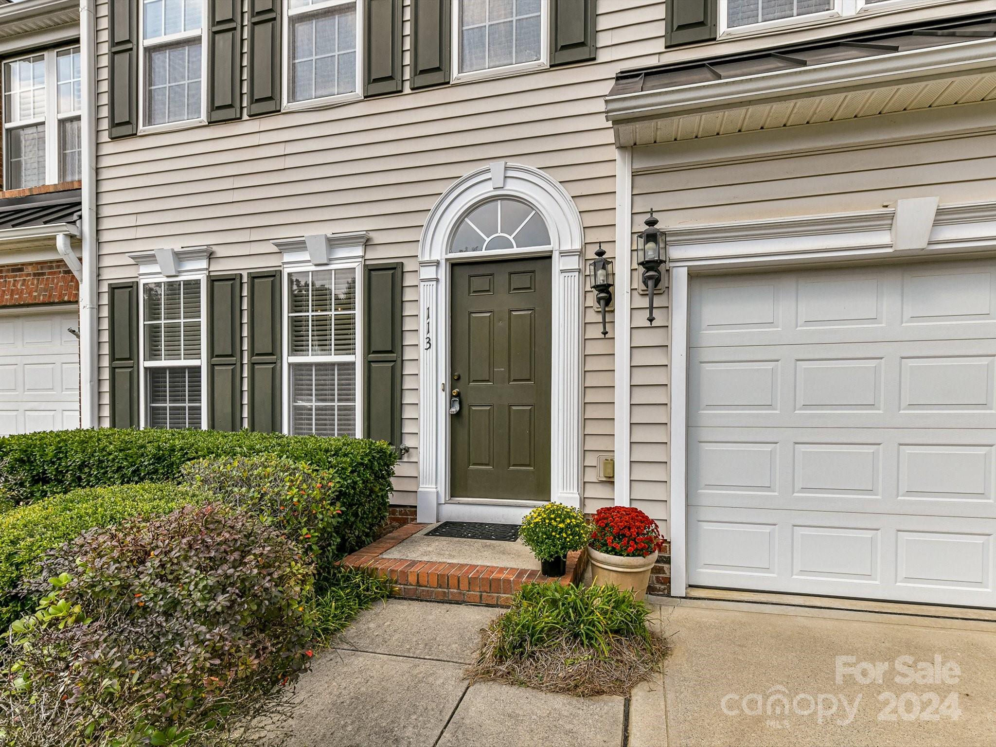 113 Autumn Falls Drive