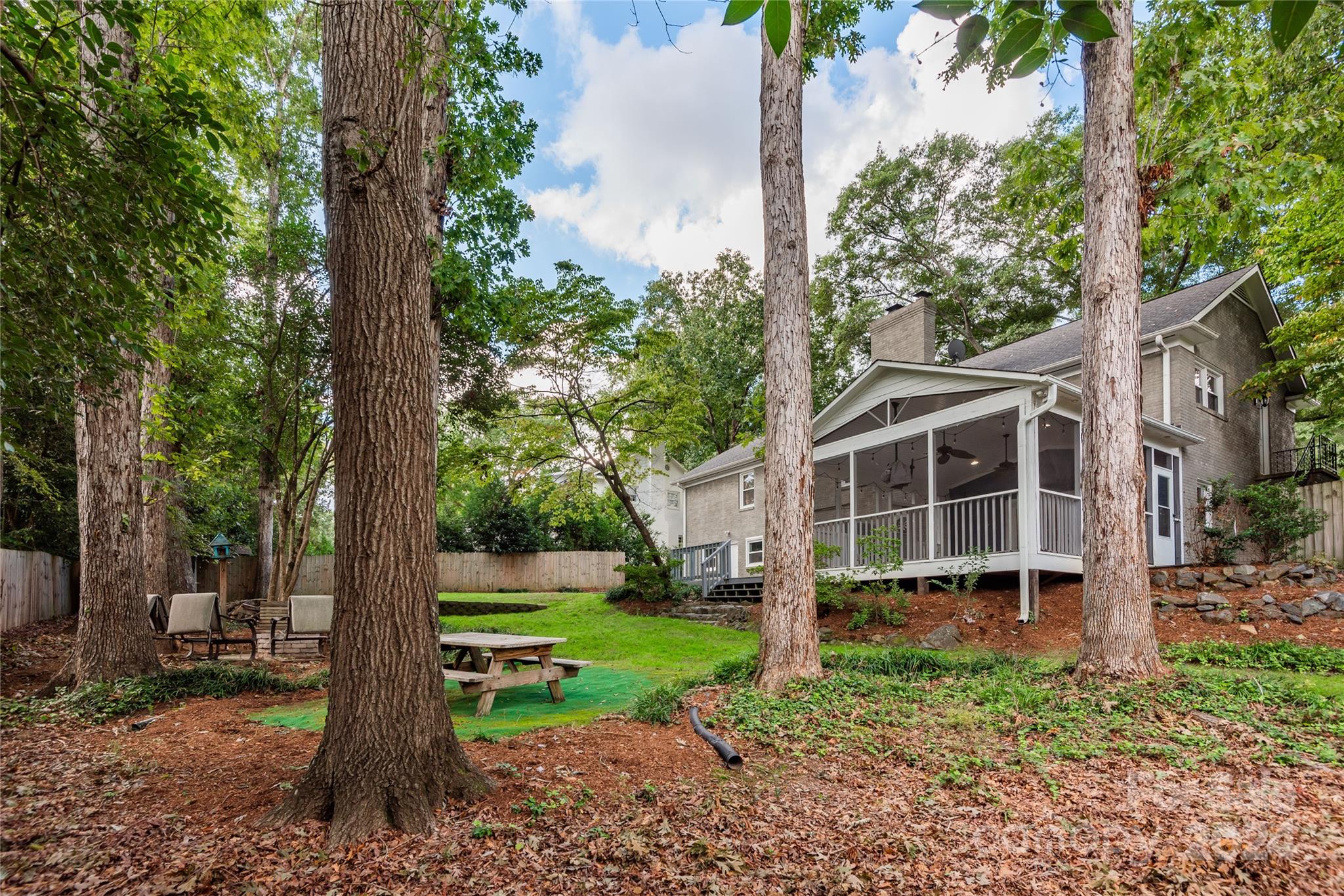 6809 Knightswood Drive
