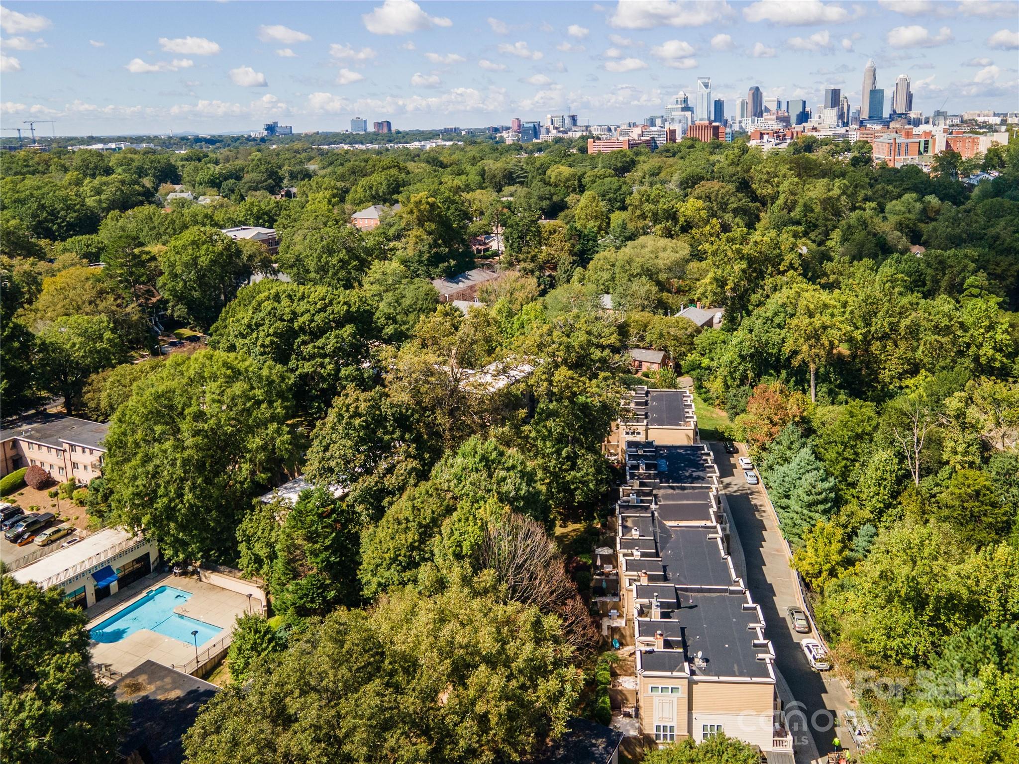 239 N Dotger Avenue Unit: F4