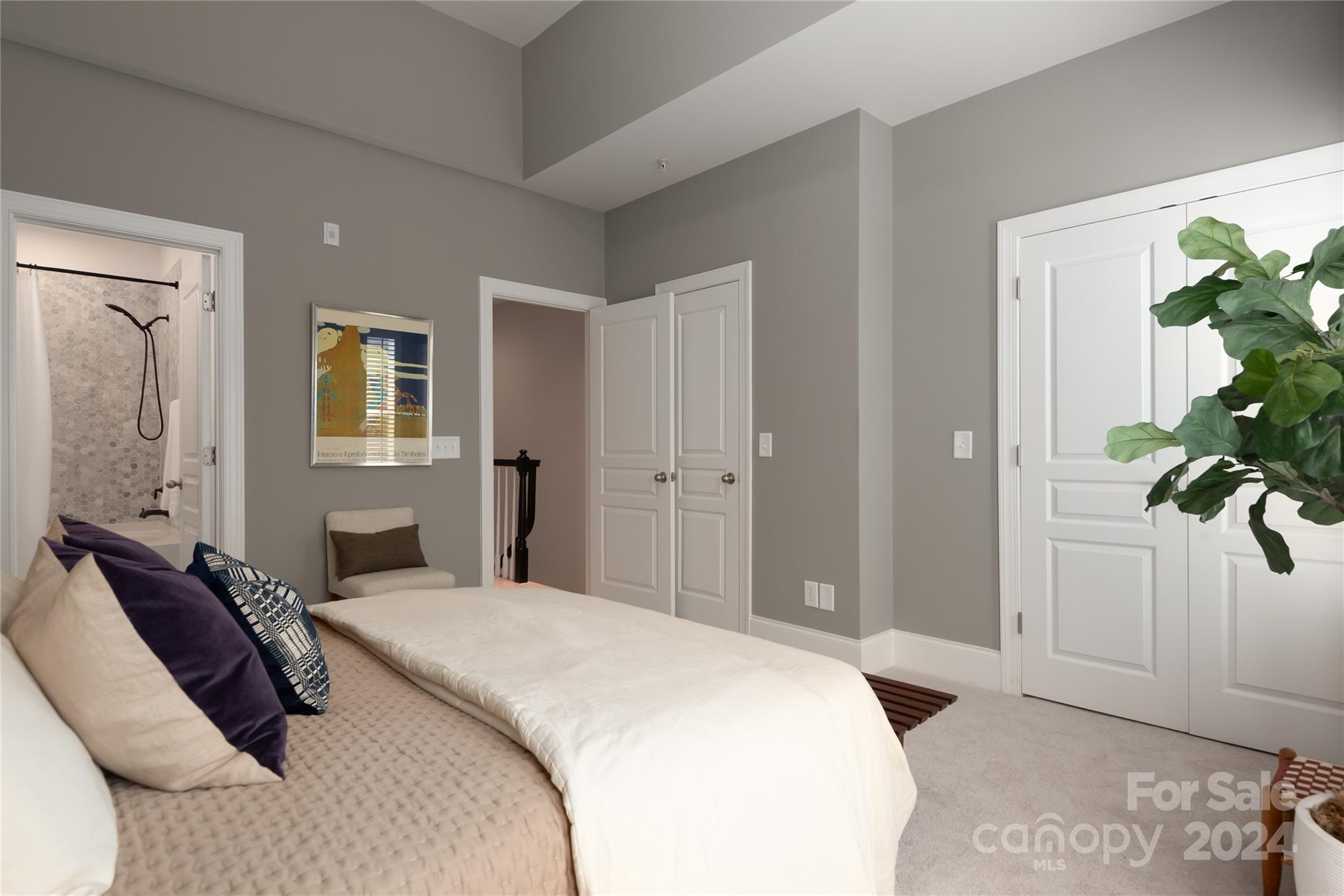 239 N Dotger Avenue Unit: F4