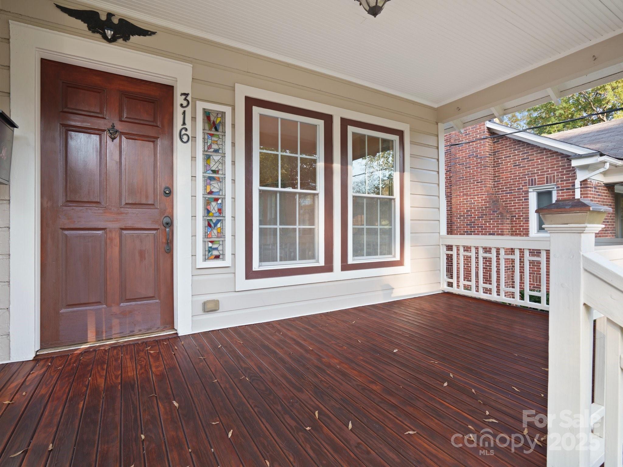 316 W Kingston Avenue