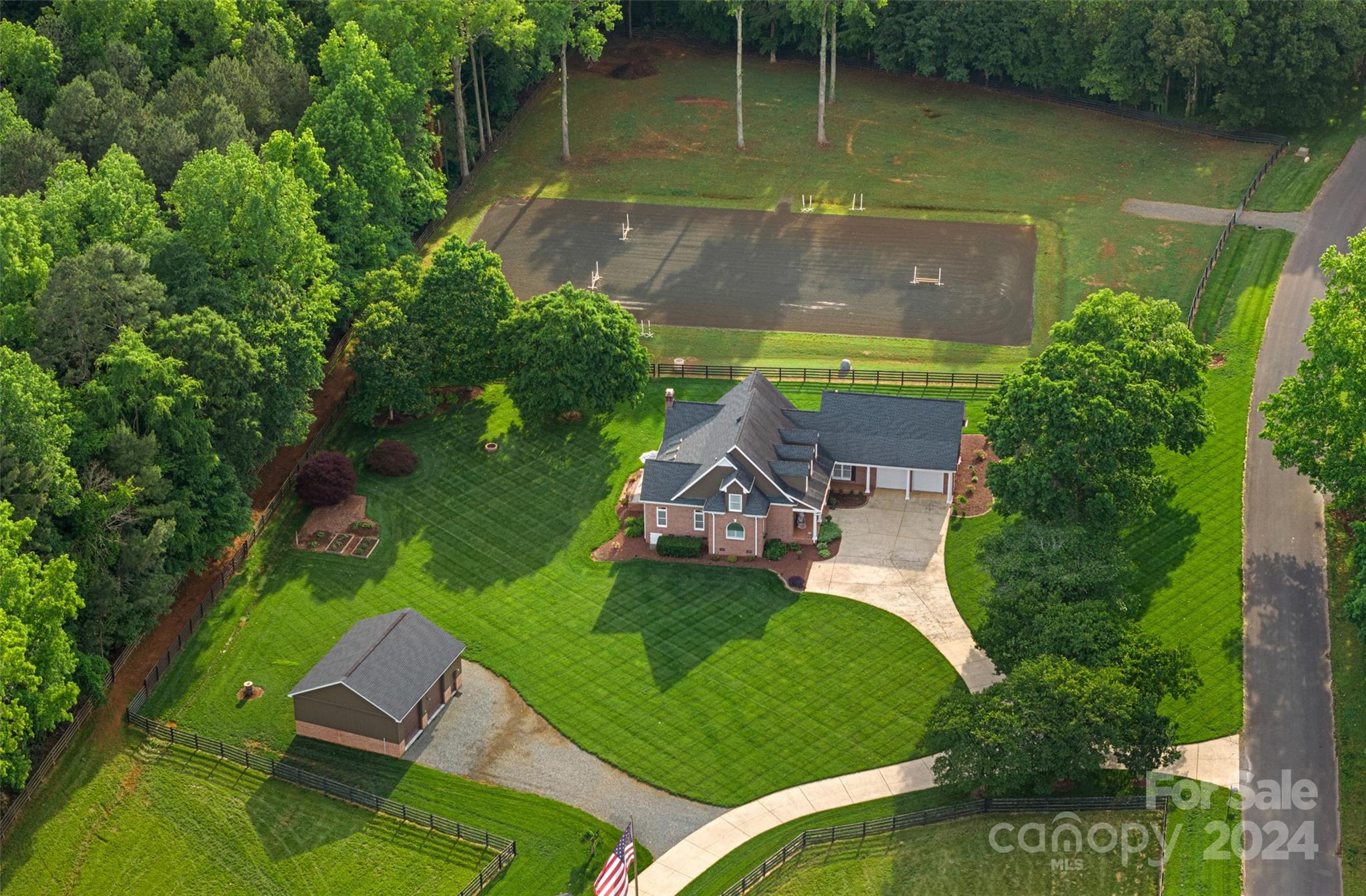 16500 Blackberry Hills Drive