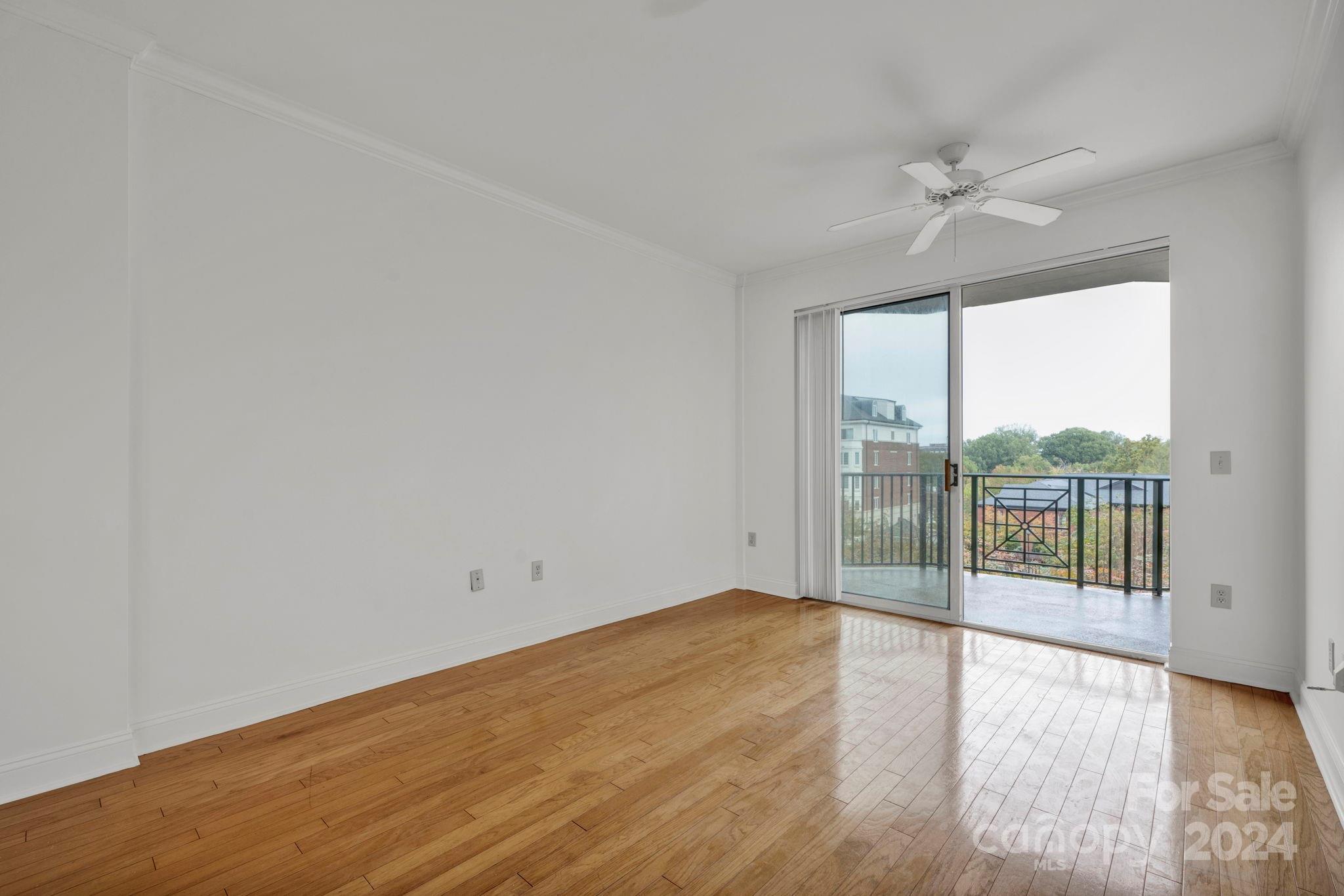 300 W 5th Street Unit: 416