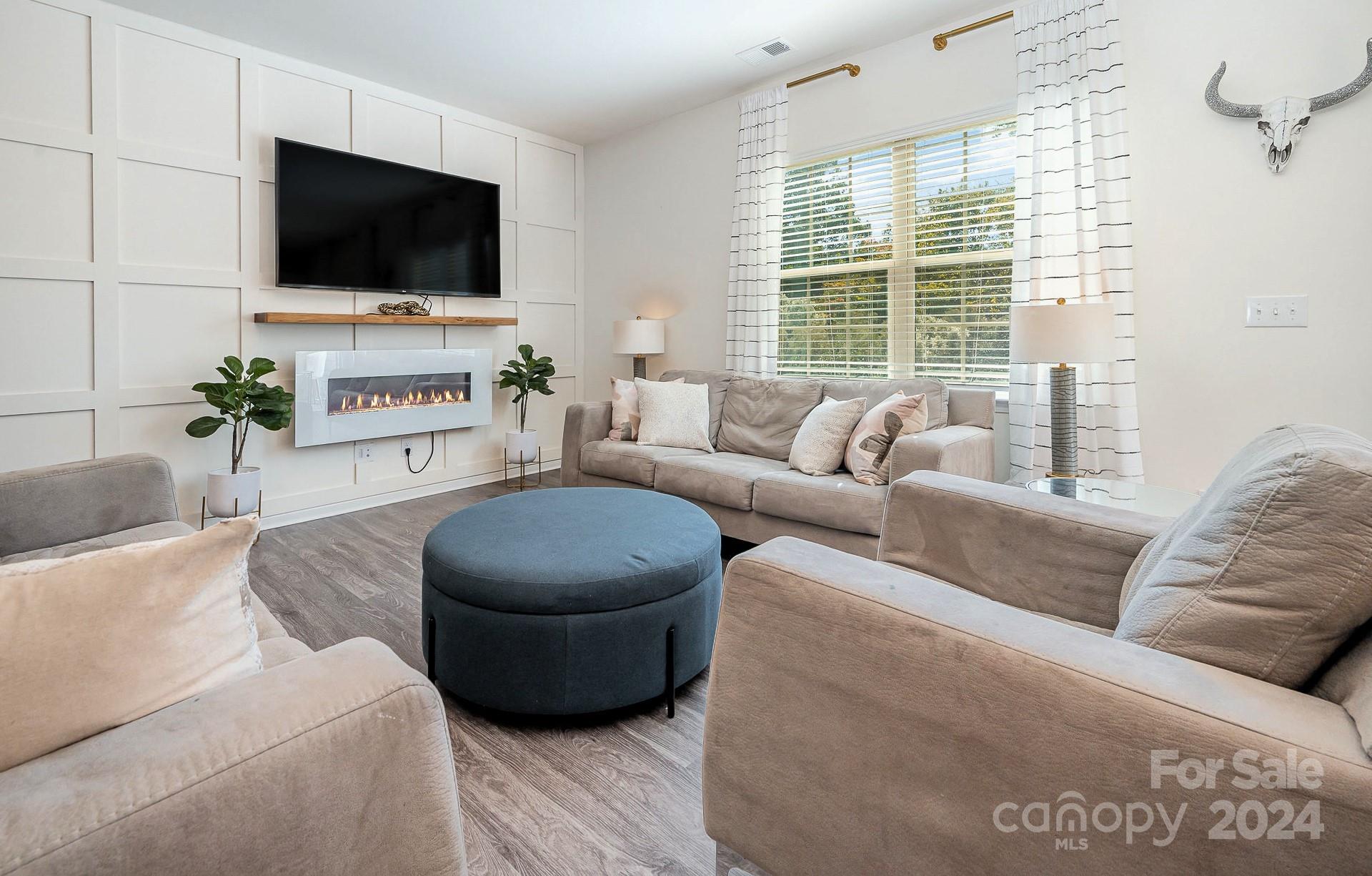 641 Amber Meadows Way