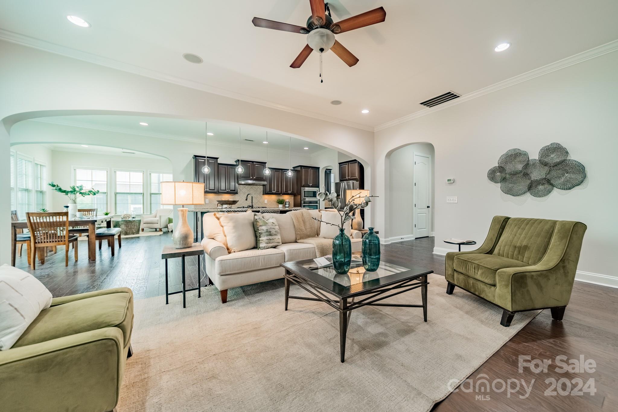 1204 Oleander Lane
