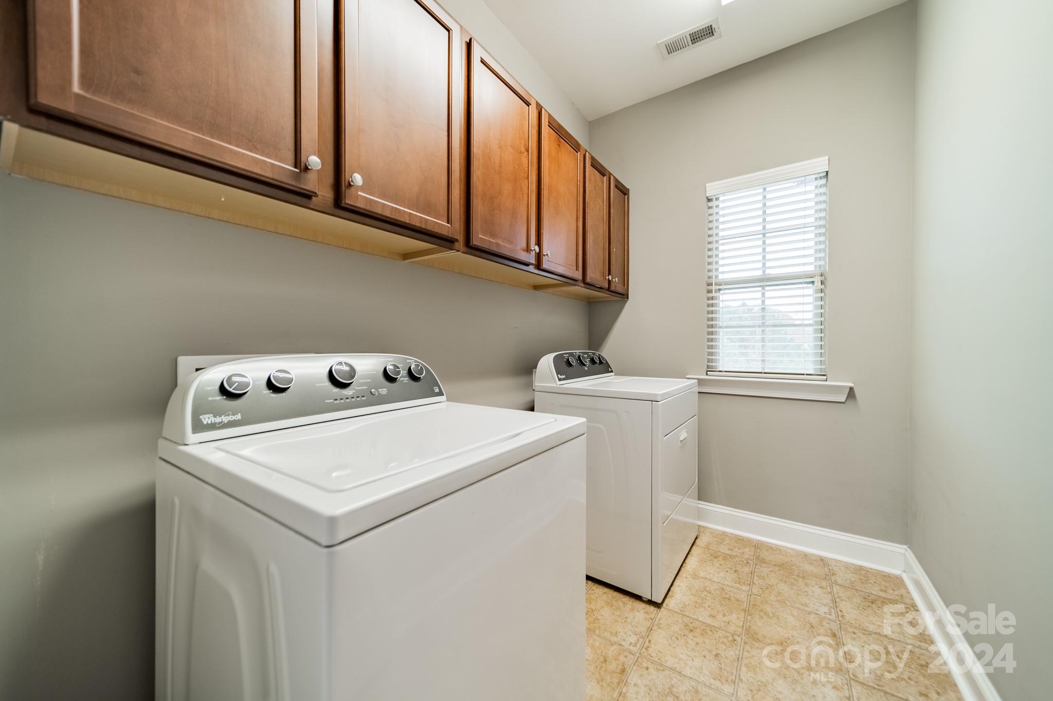 1204 Oleander Lane