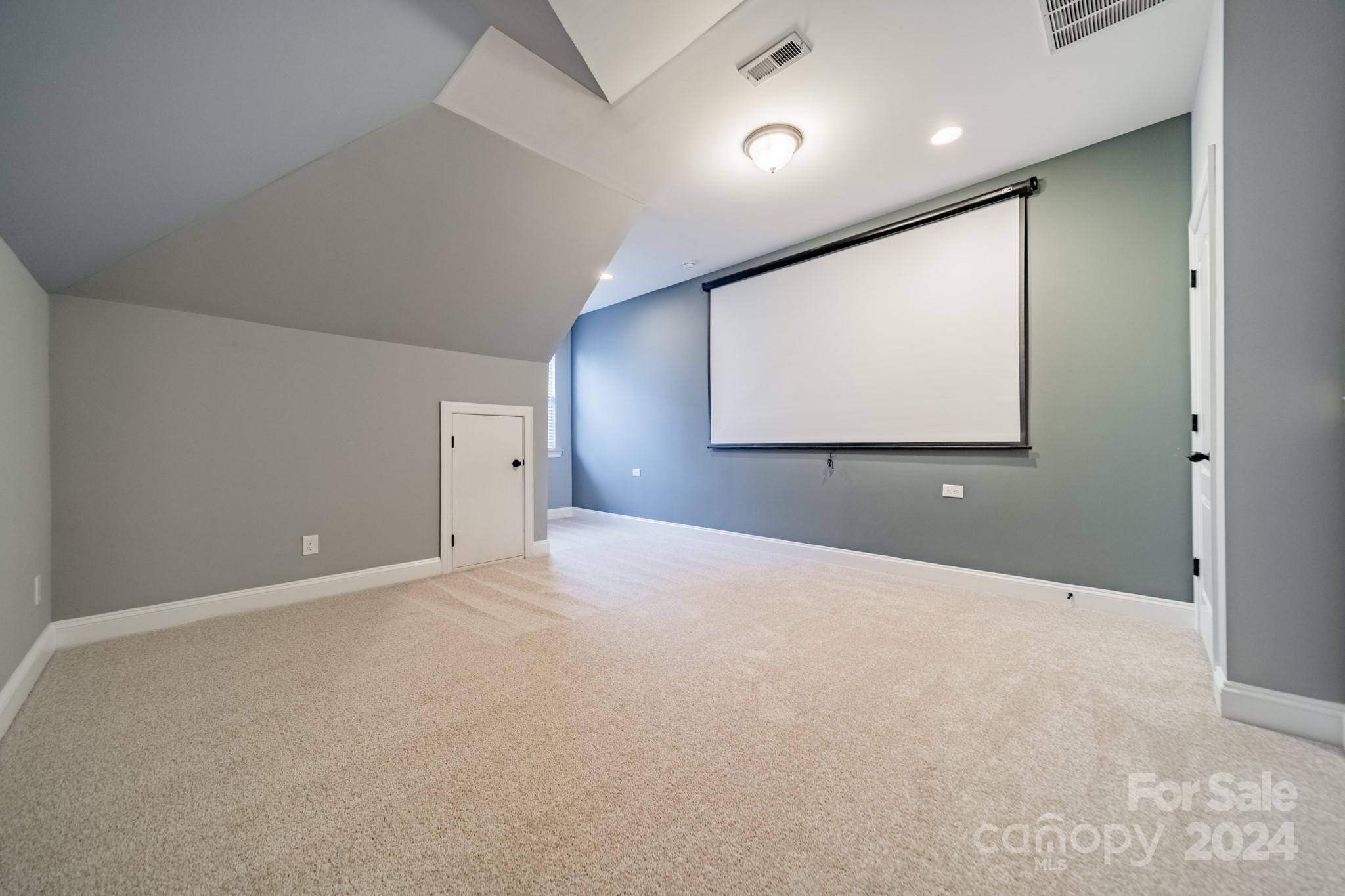 1204 Oleander Lane