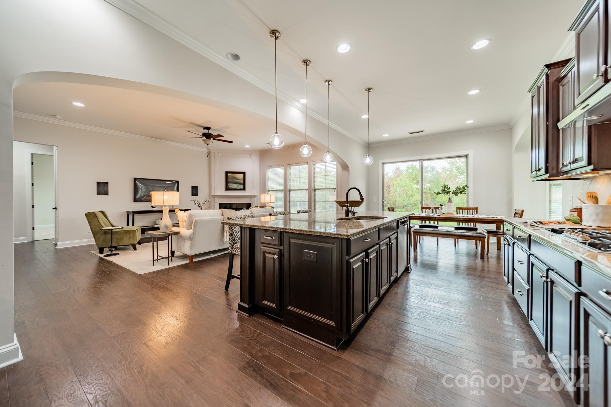 1204 Oleander Lane