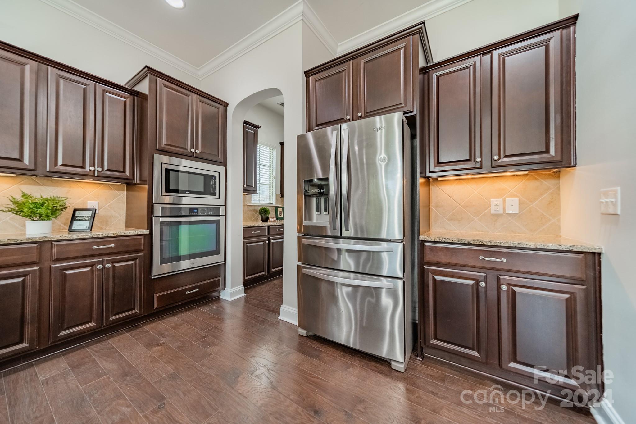 1204 Oleander Lane