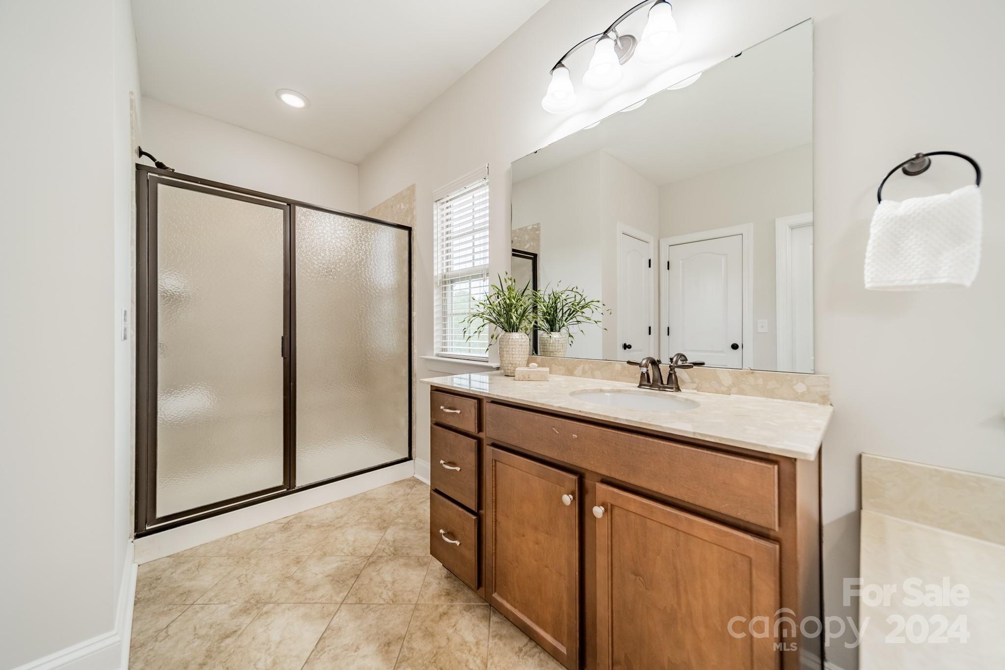 1204 Oleander Lane