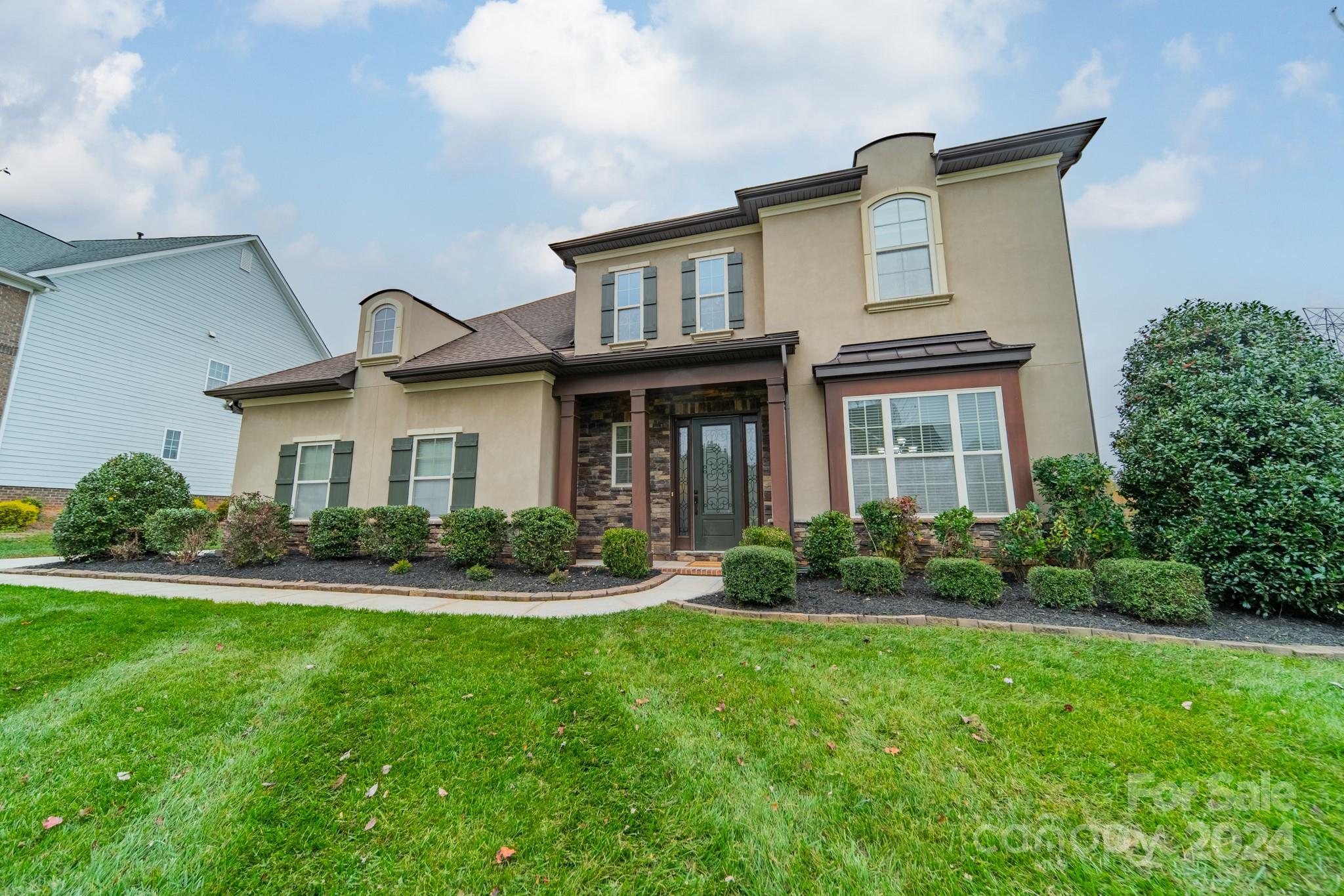 1204 Oleander Lane