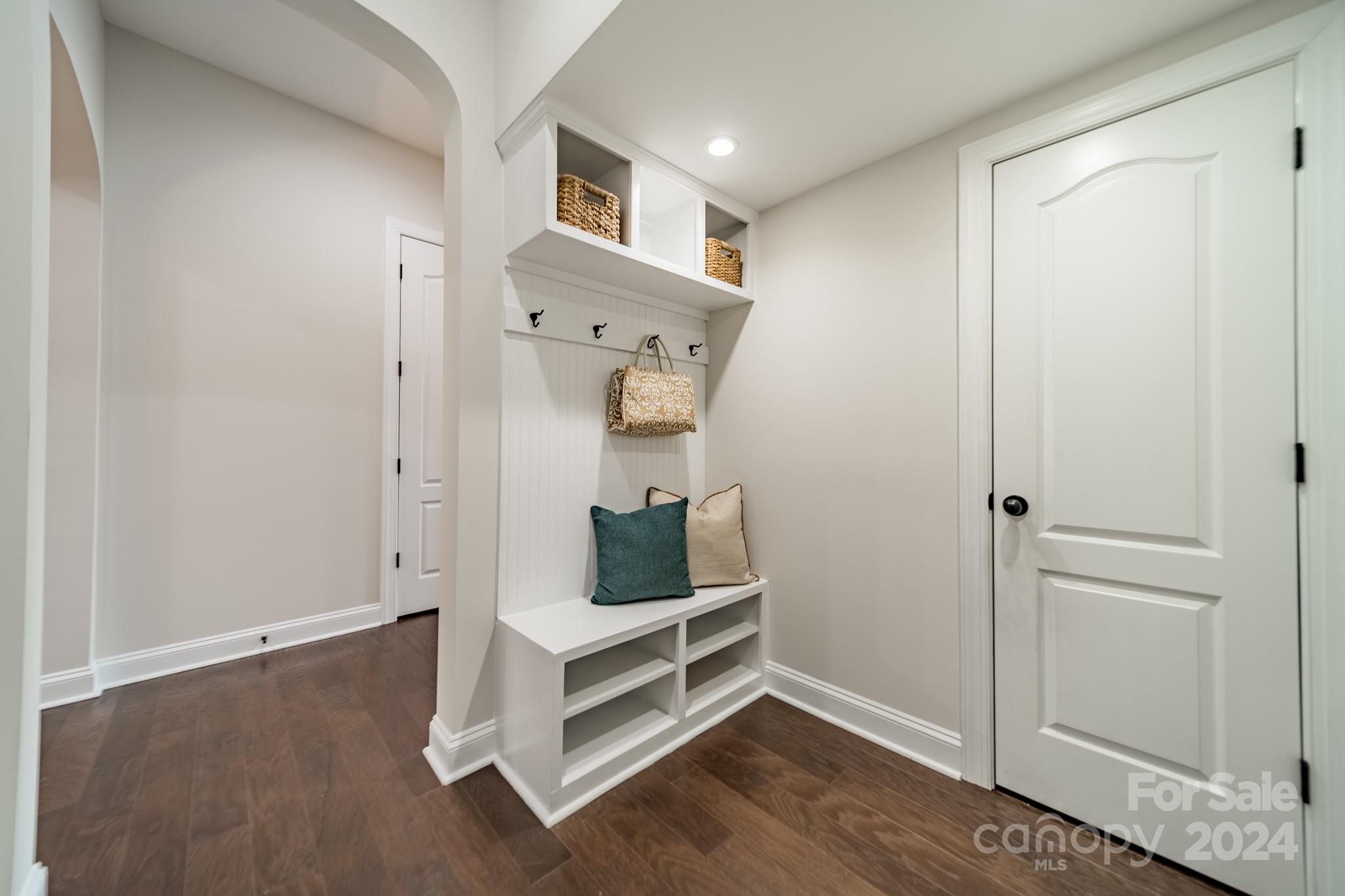 1204 Oleander Lane