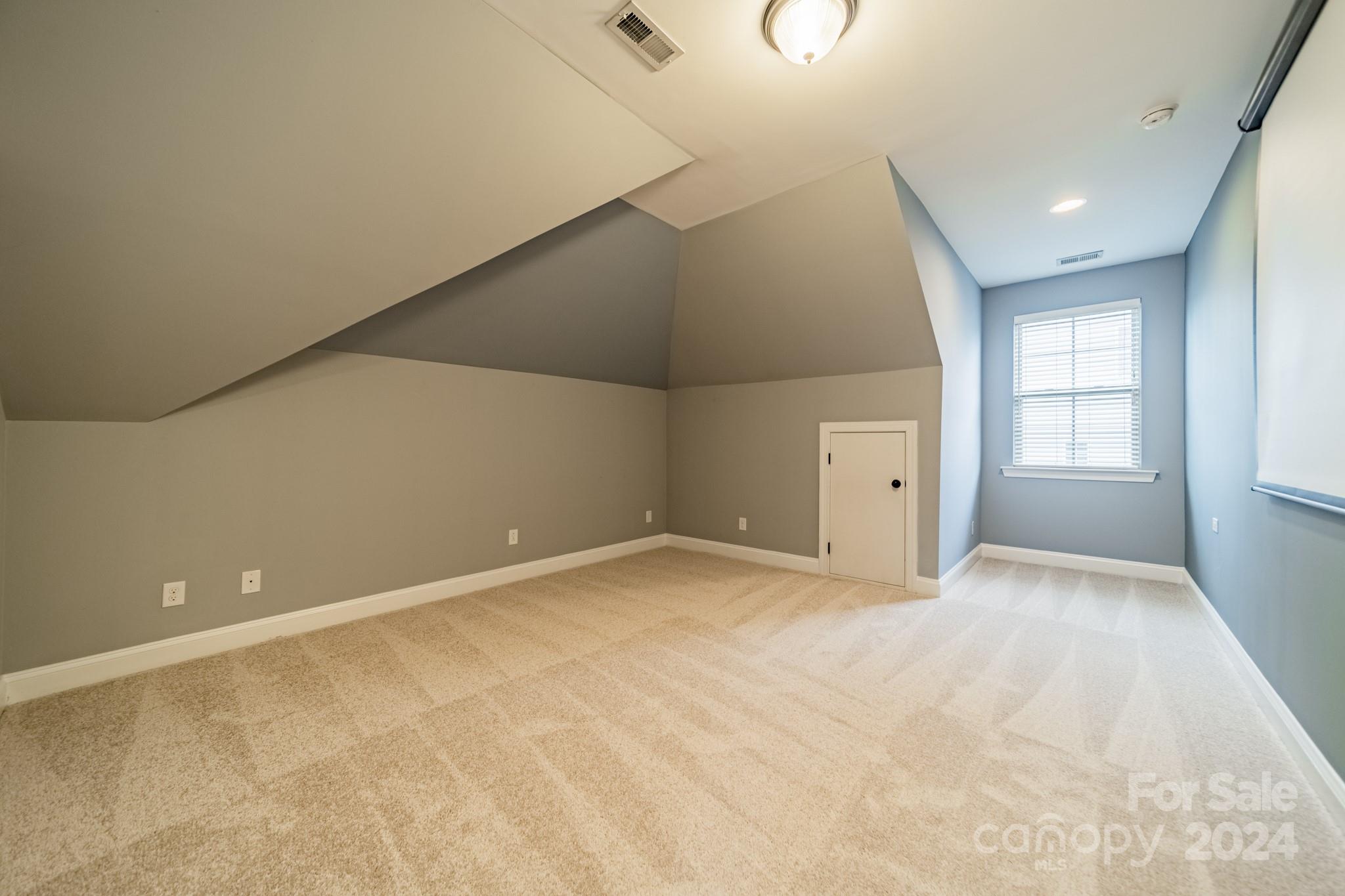 1204 Oleander Lane