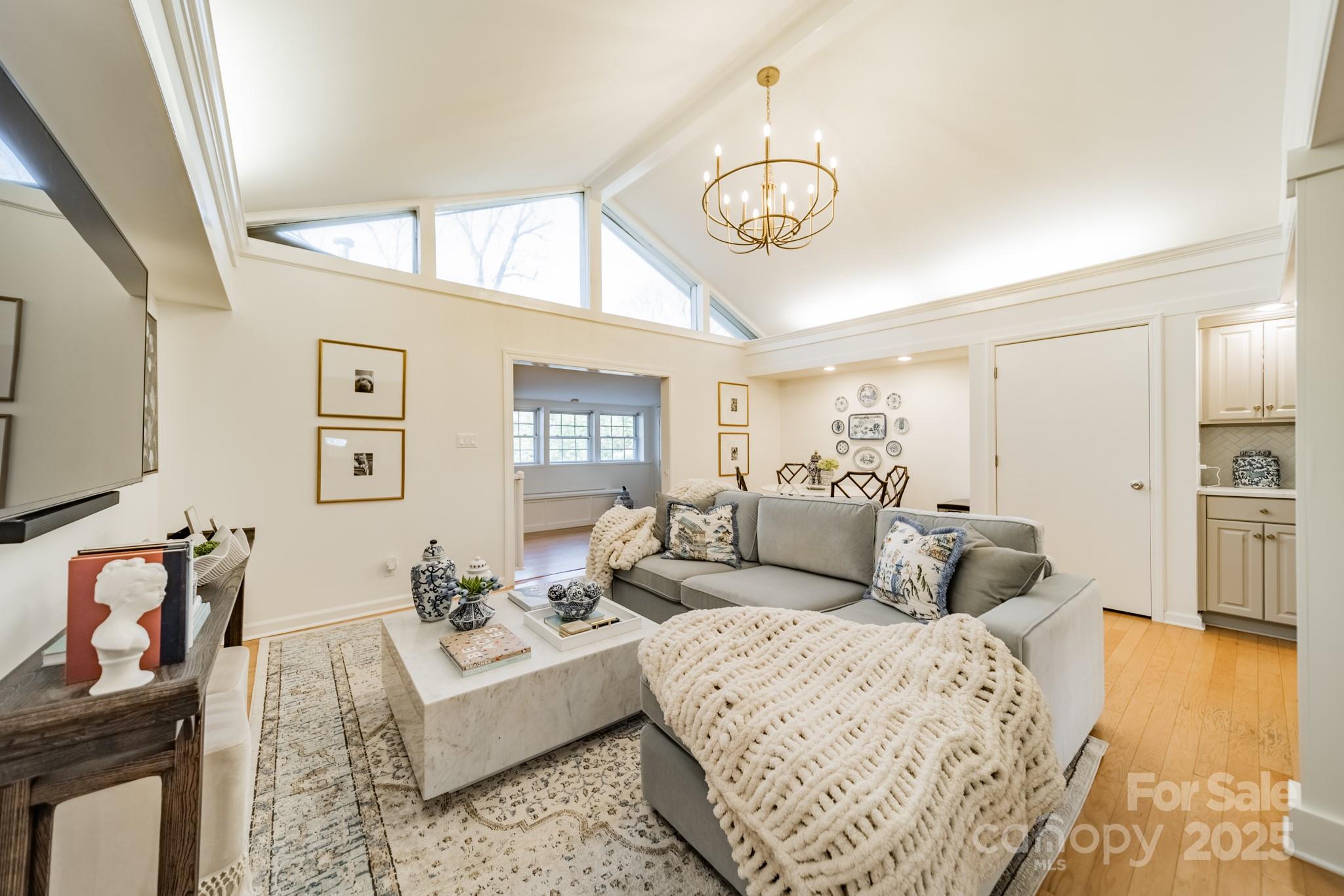 107 Westwood Drive