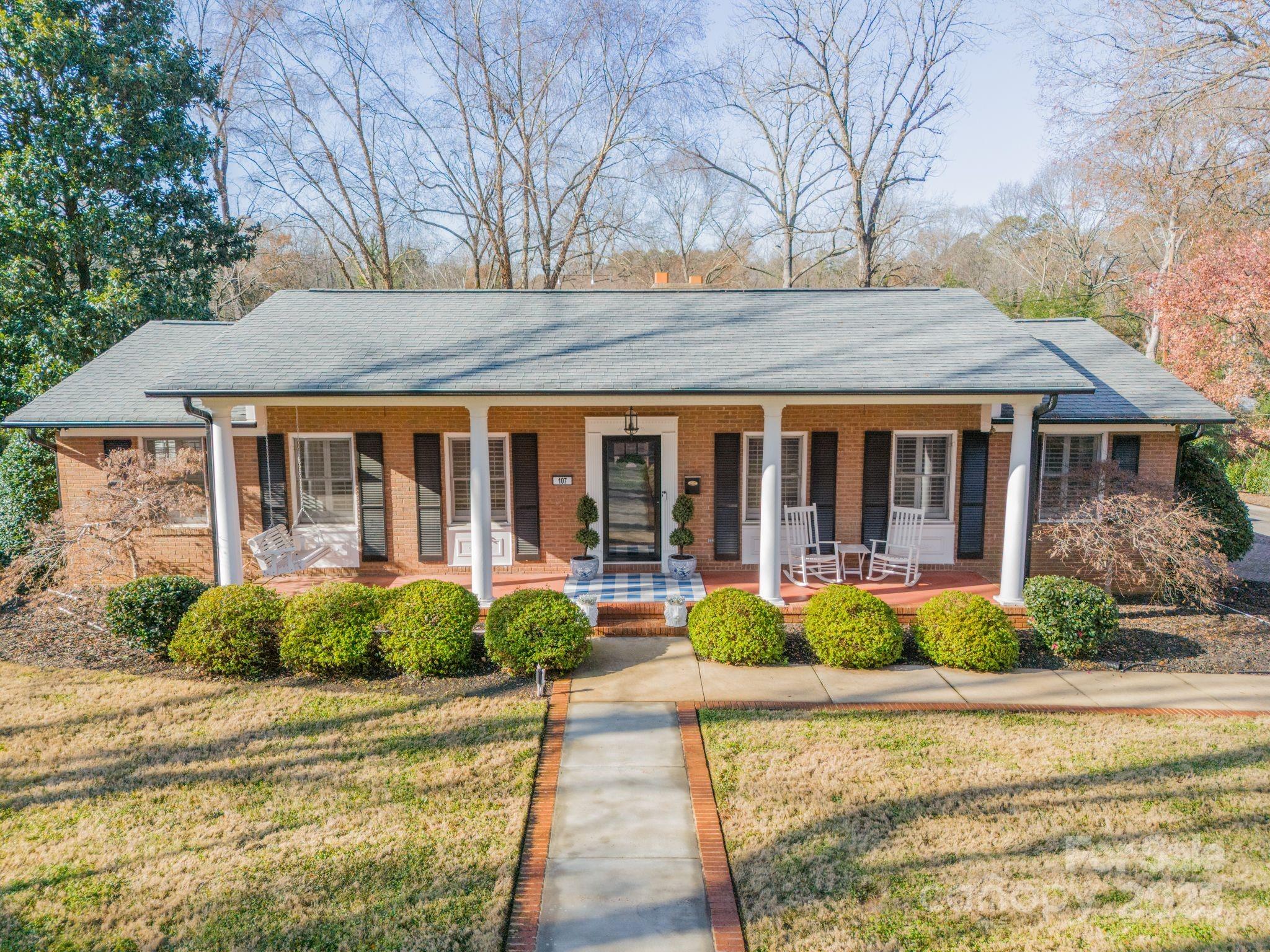 107 Westwood Drive