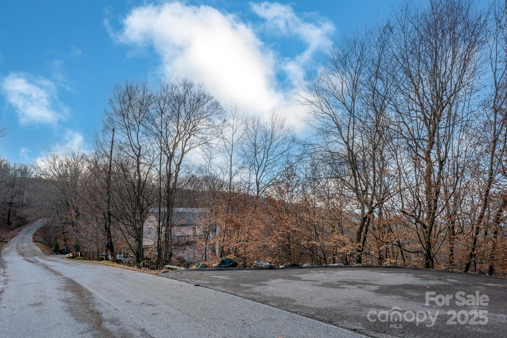 1076 Charter Hills Road
