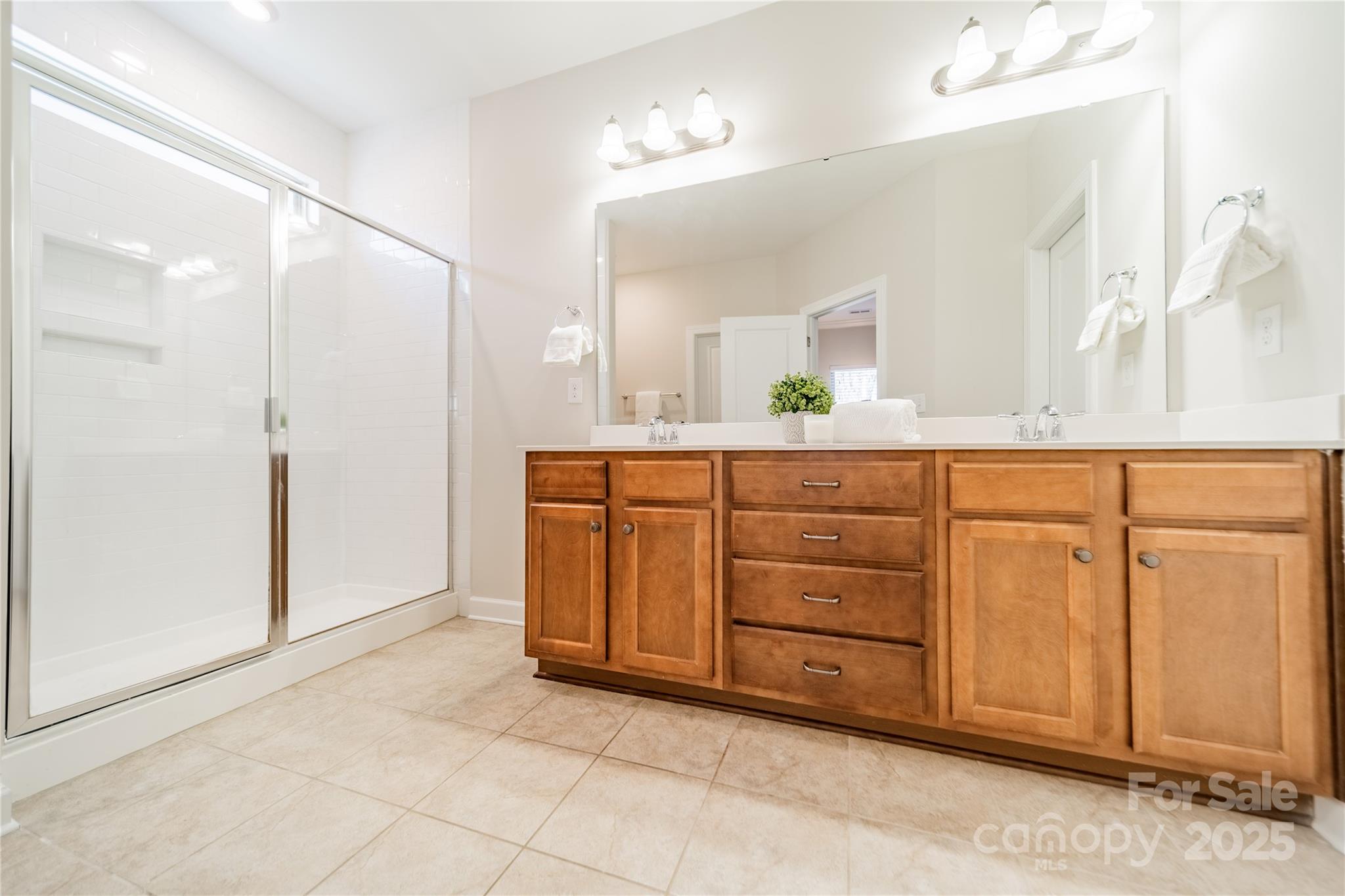 3101 Elmwood Drive