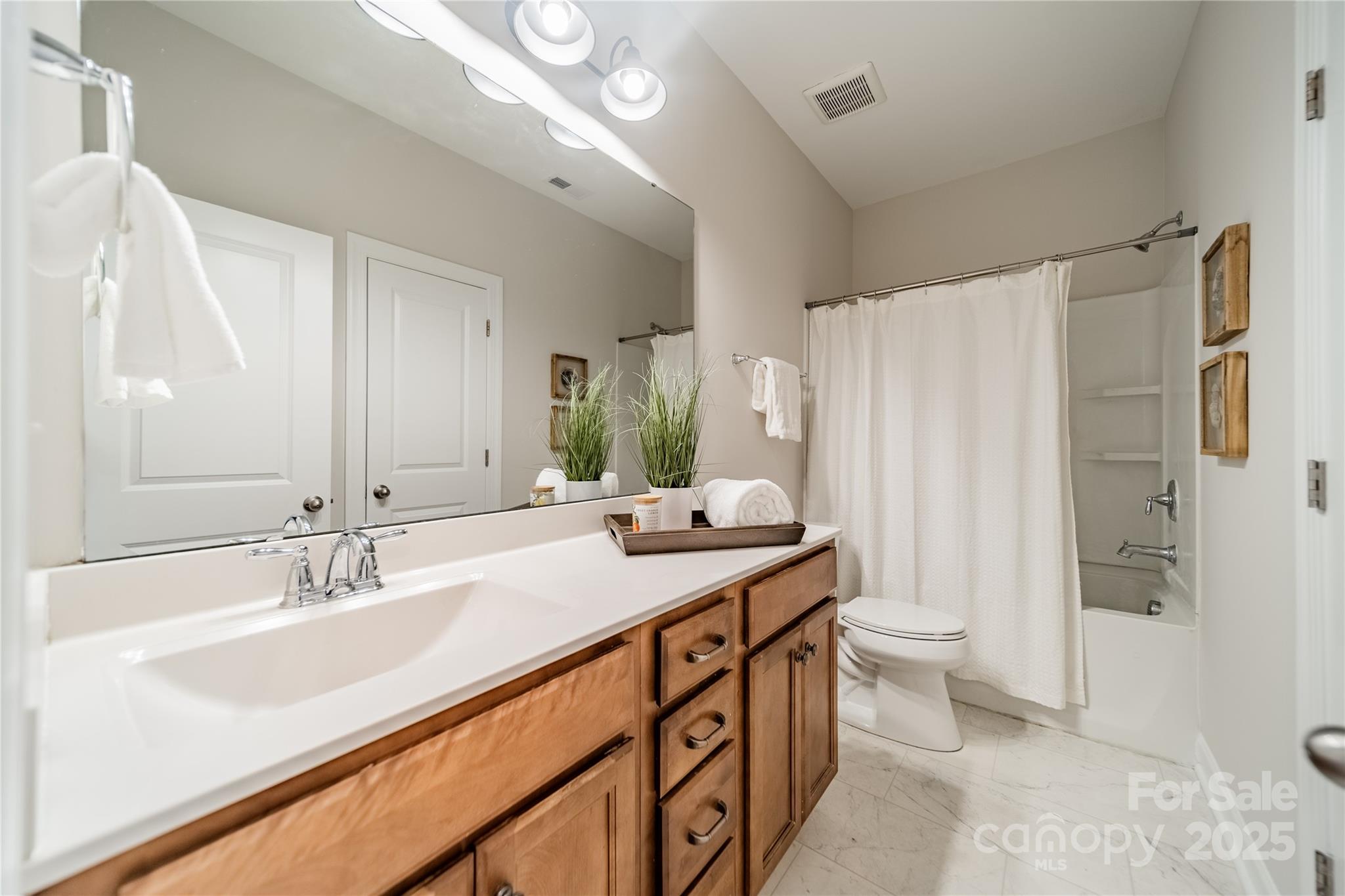 3101 Elmwood Drive