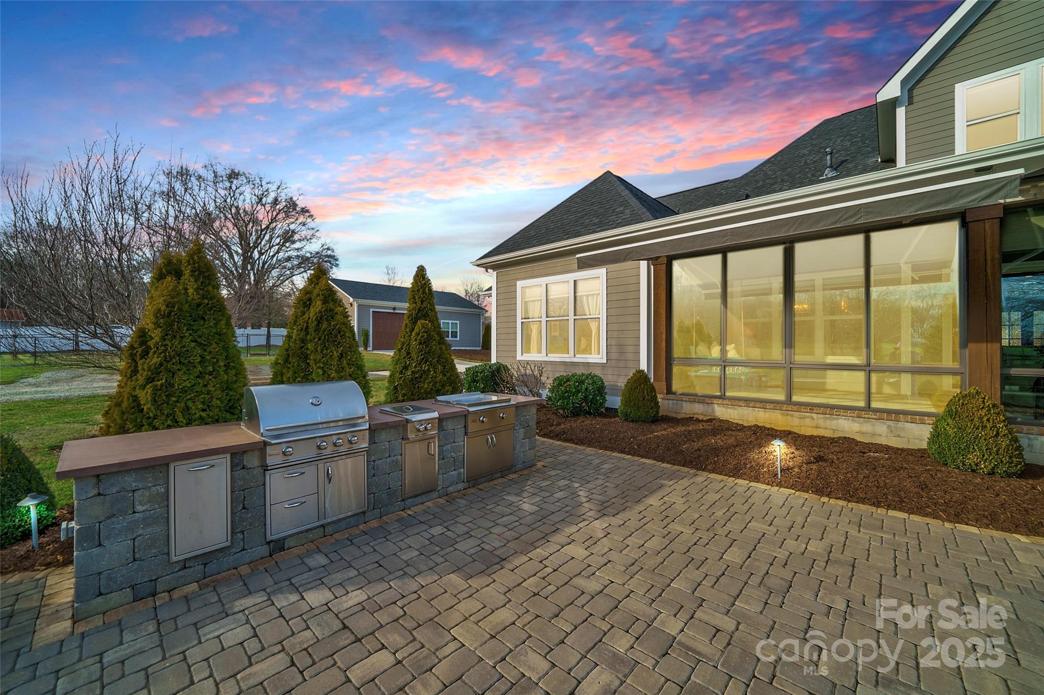 1209 Highway 218 W