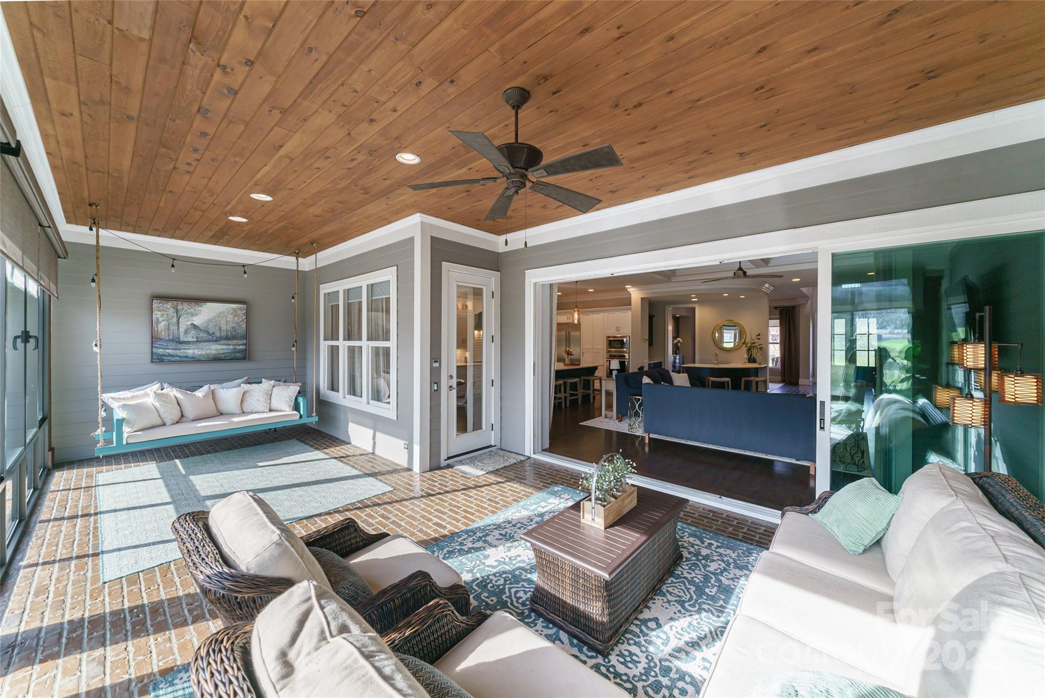 1209 Highway 218 W