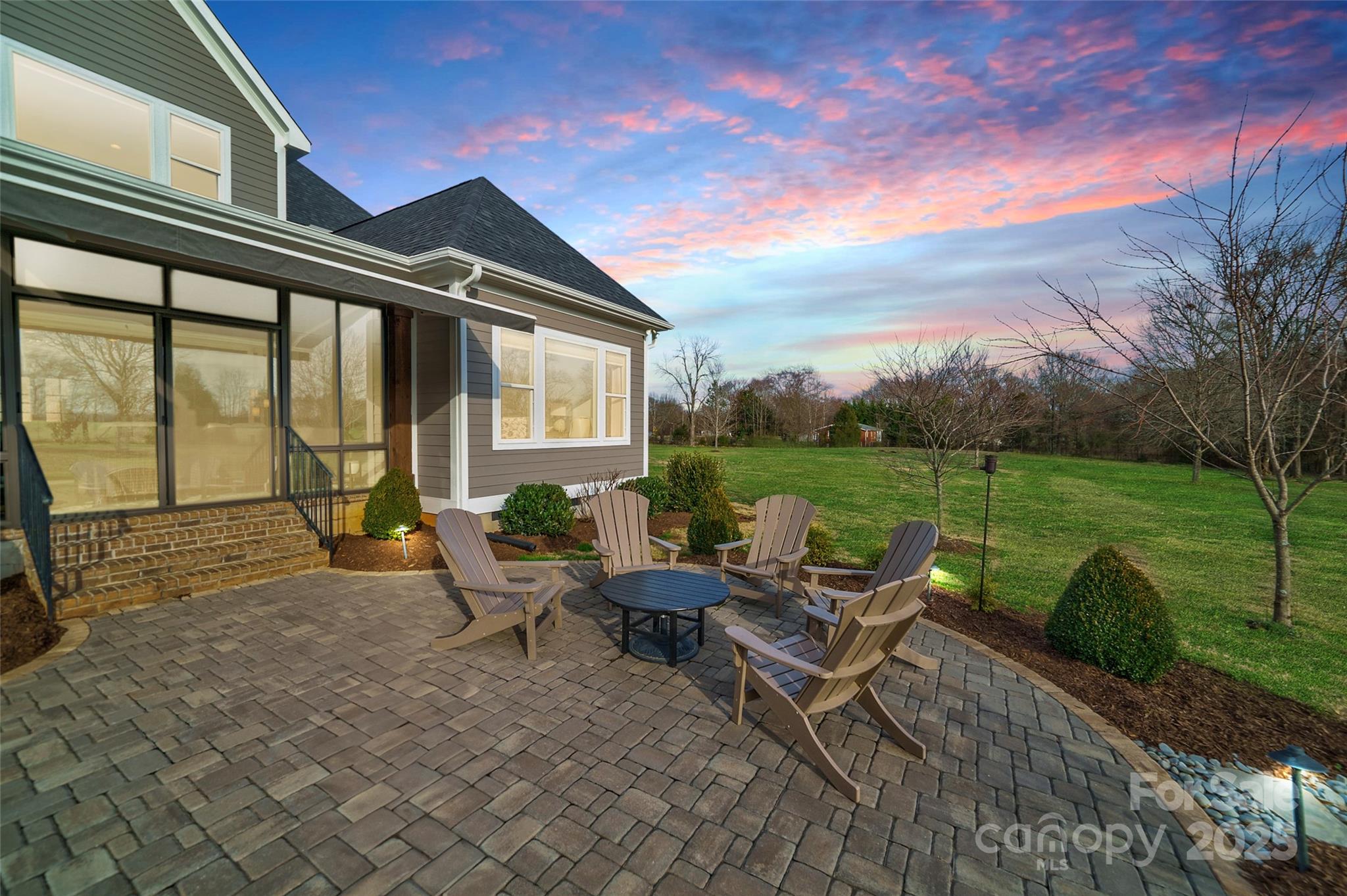 1209 Highway 218 W