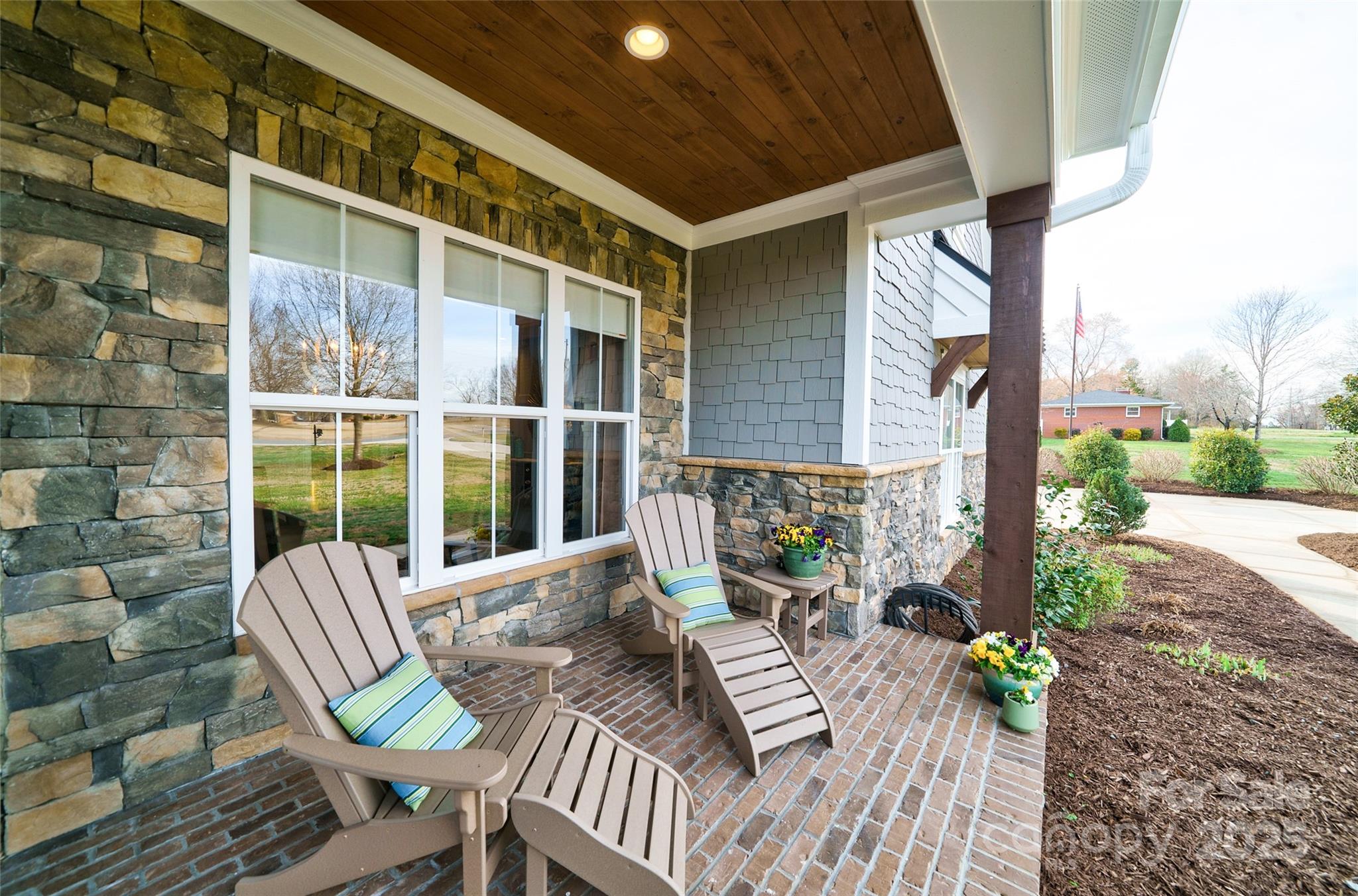 1209 Highway 218 W