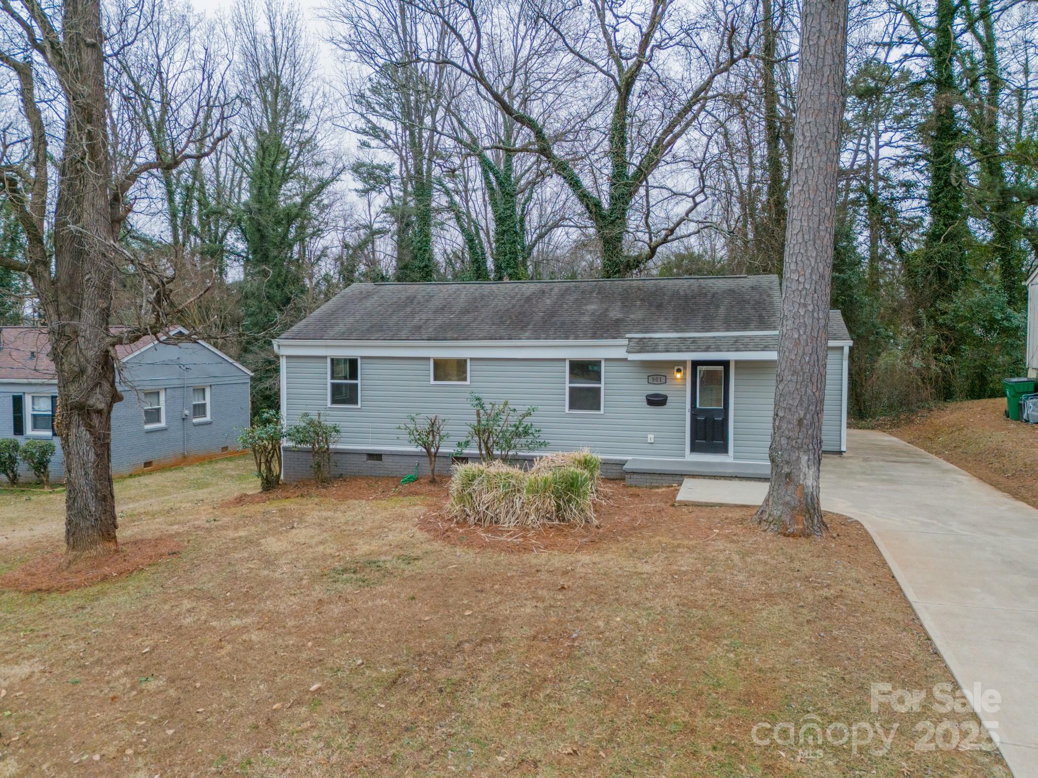 901 Yellowstone Drive