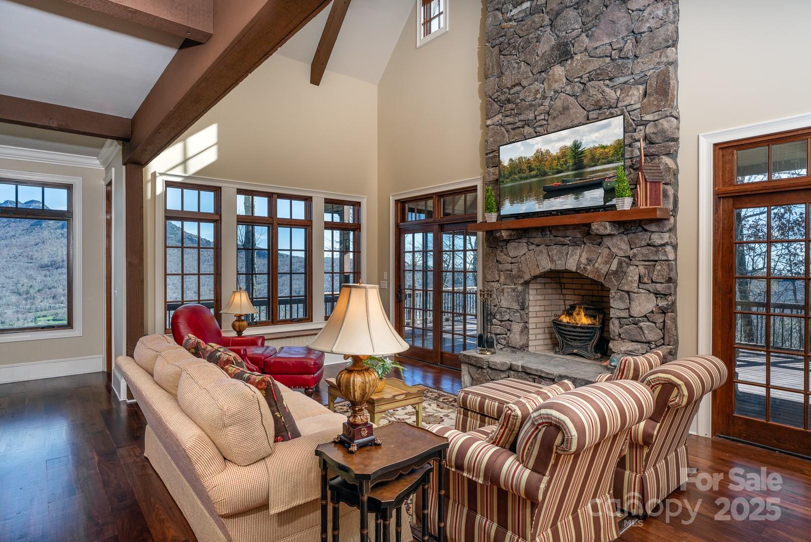 628 Rock Ledge Lane
