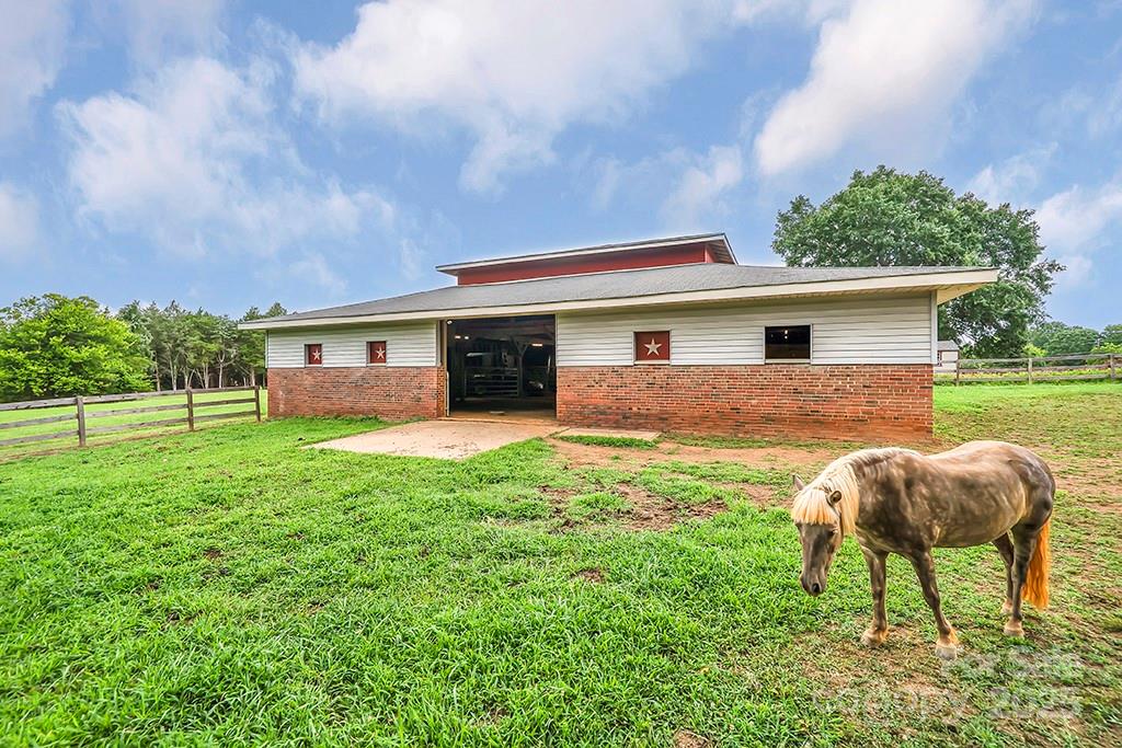 1900 Monterosa Road